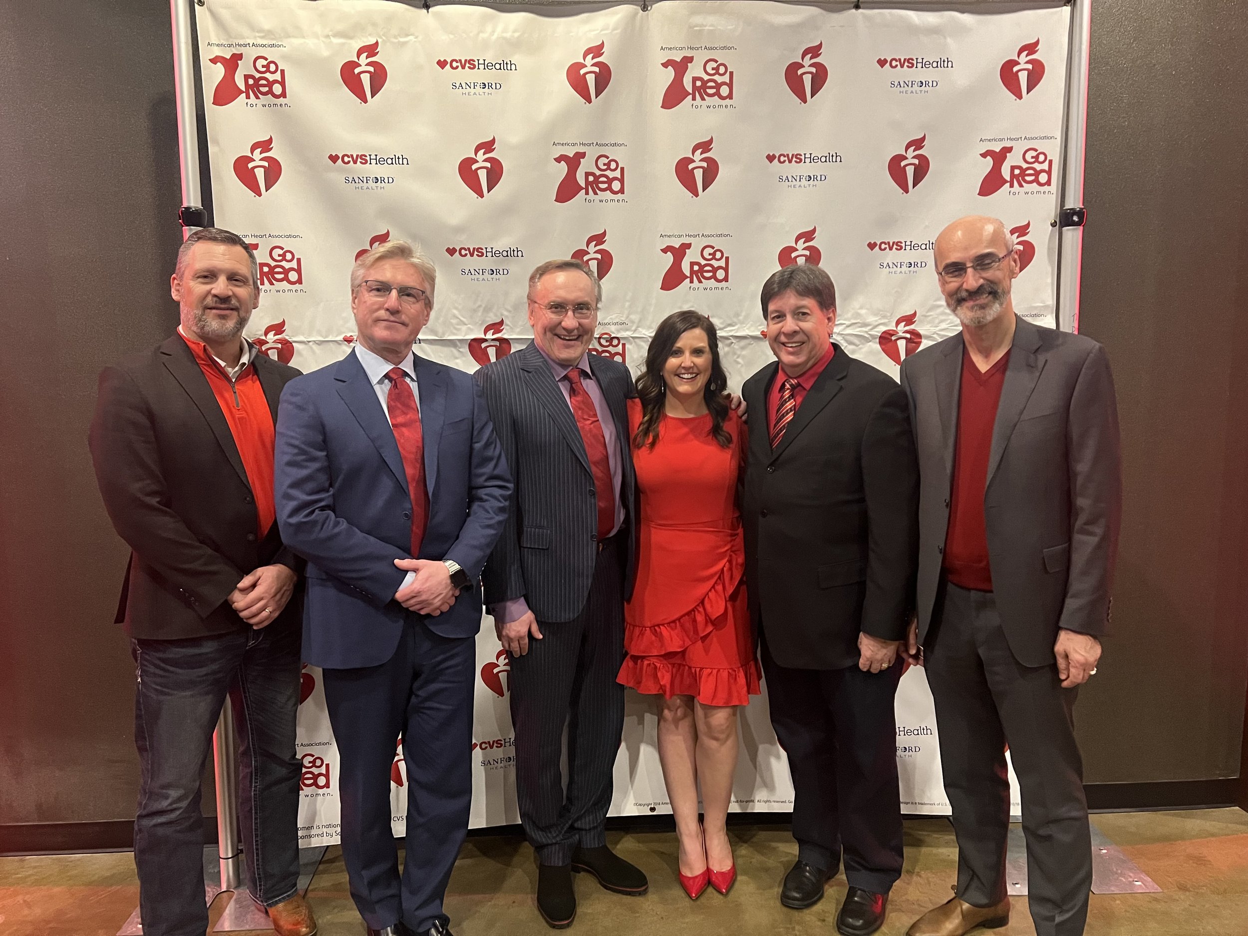  Steff with (l to r) Dr. Josh Crabtree, VP of Sioux Falls Region Clinics; Dr. Tom Stys, Sanford Cardiology Medical Director &amp; Interventional Cardiologist; Dr. Adam Stys, Interventional Cardiologist; Dr. Richard Clark, Cardiologist, and Dr. Marian
