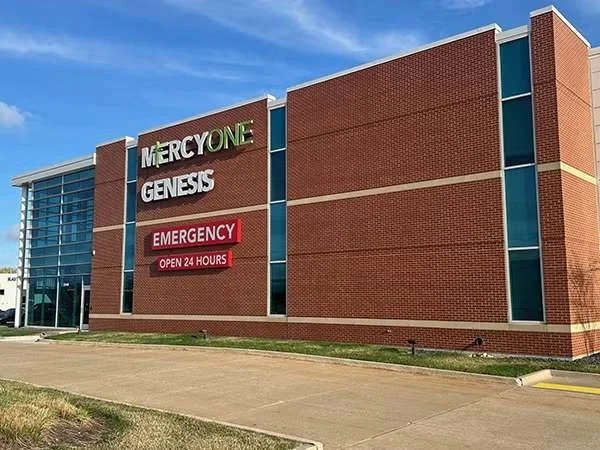 MercyOne Genesis Woodhull Family Medicine Opens April 20; Ribbon-Cutting Set for May 1