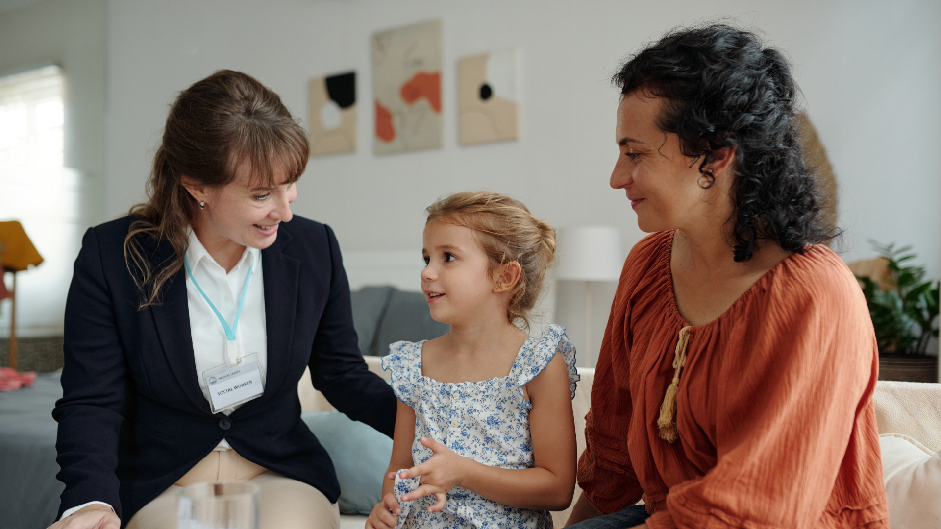 DHHS Recognizes March as Social Worker Month