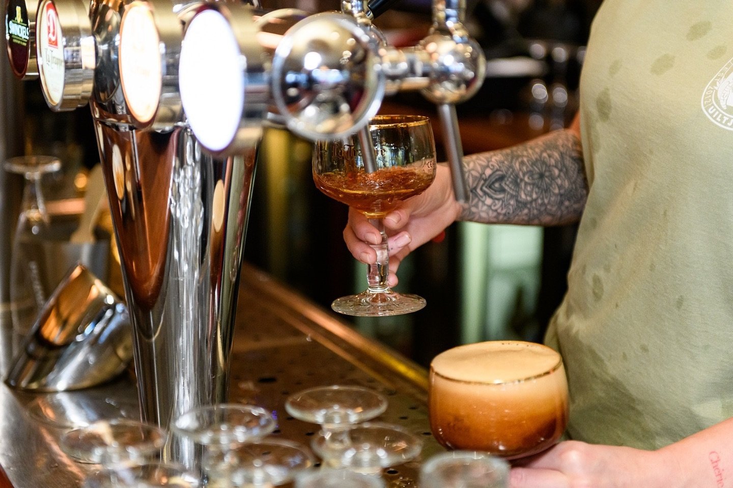 W&aacute;t een maandag.. 🌞
Tijd voor een lekker drankje op ons terras? We staan weer voor je klaar!