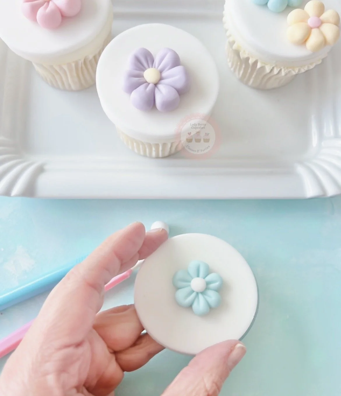 Easy Fondant Flowers