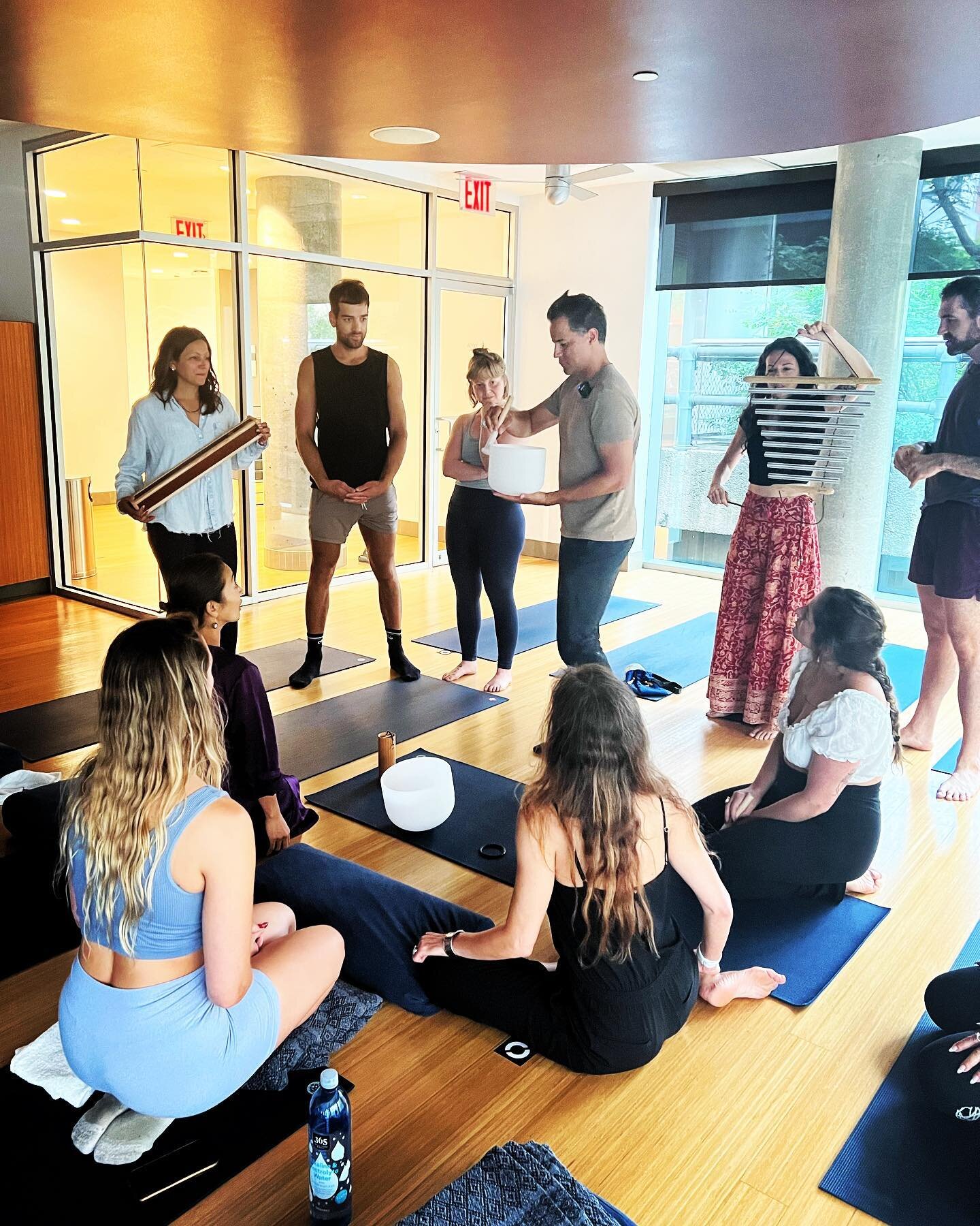 Amazing teacher training day! So many beautiful souls! Excited to bring #sonicmeditation in collaboration with @michael_gervais to @equinox clubs ✨❤️✨