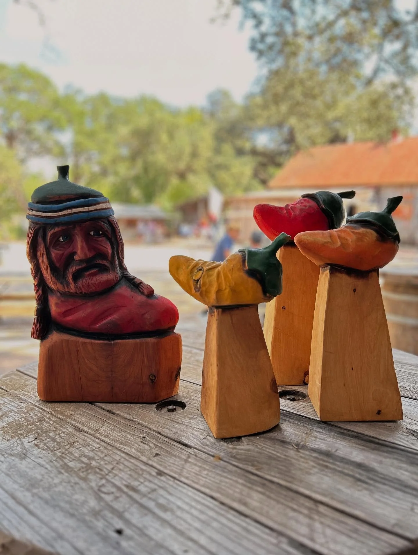 Trophy&rsquo;s have arrived and are awaiting their plaques!
If a Willie Chili trophy carved by Doug Moreland ain&rsquo;t enough to get you out here to cook a good &lsquo;ol fashioned pot of chili, we don&rsquo;t know what is.
Registration still open,