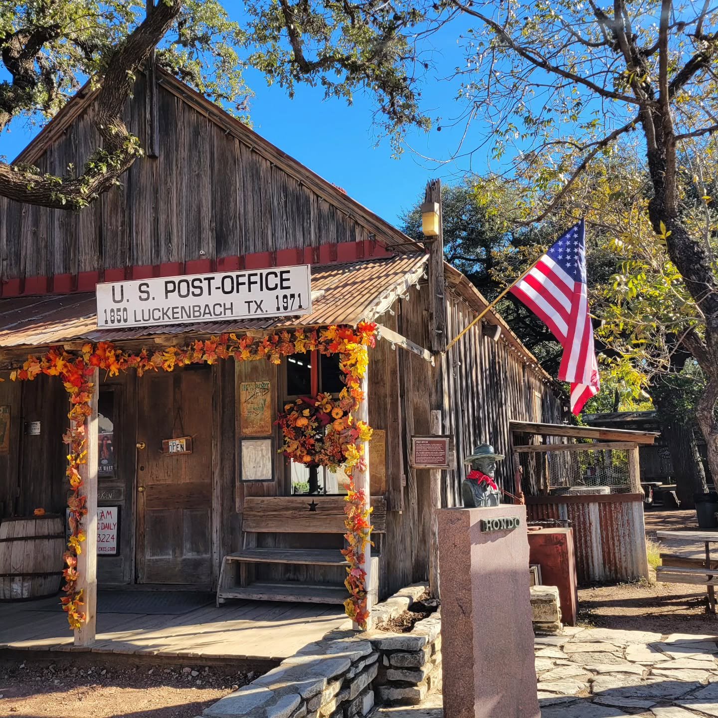 🇺🇸 THANK YOU to all who served over the years and dedicated a large portion of their lives to ensure our freedoms are protected.
#veteransday