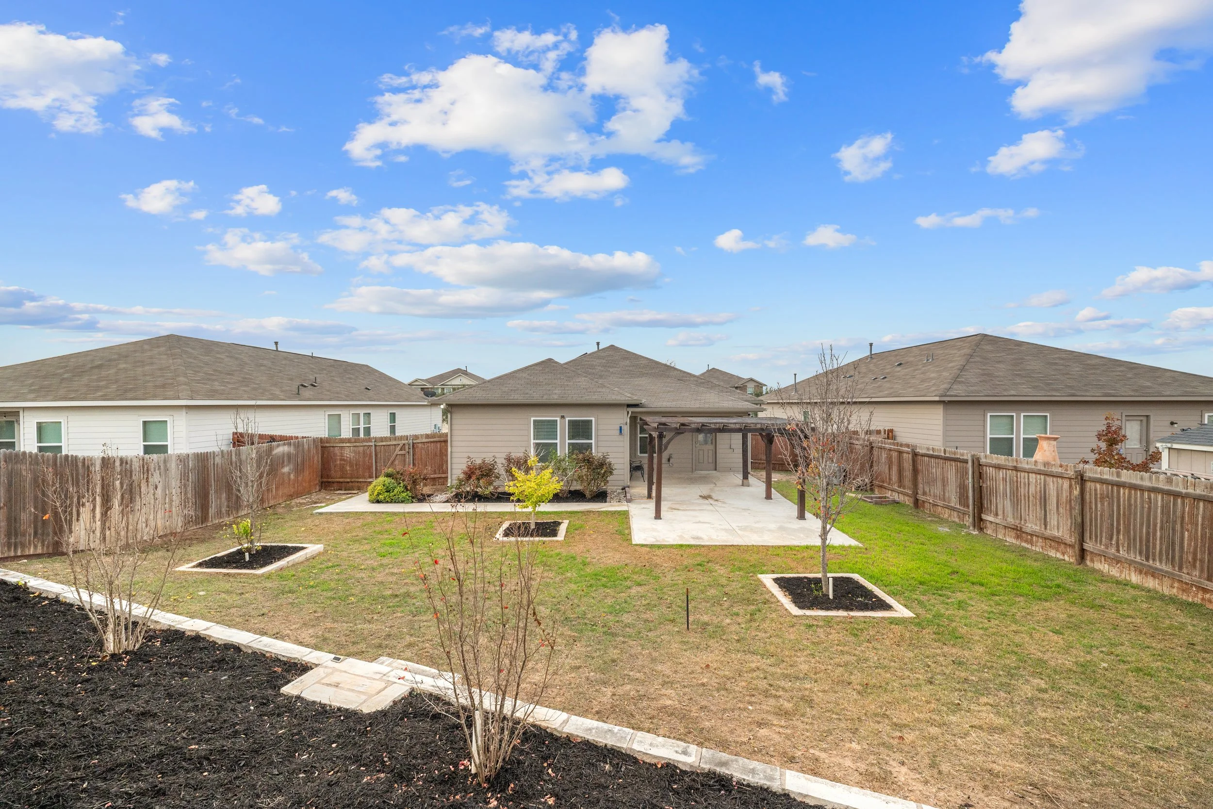 873 Covent Drive Kyle, TX 78640