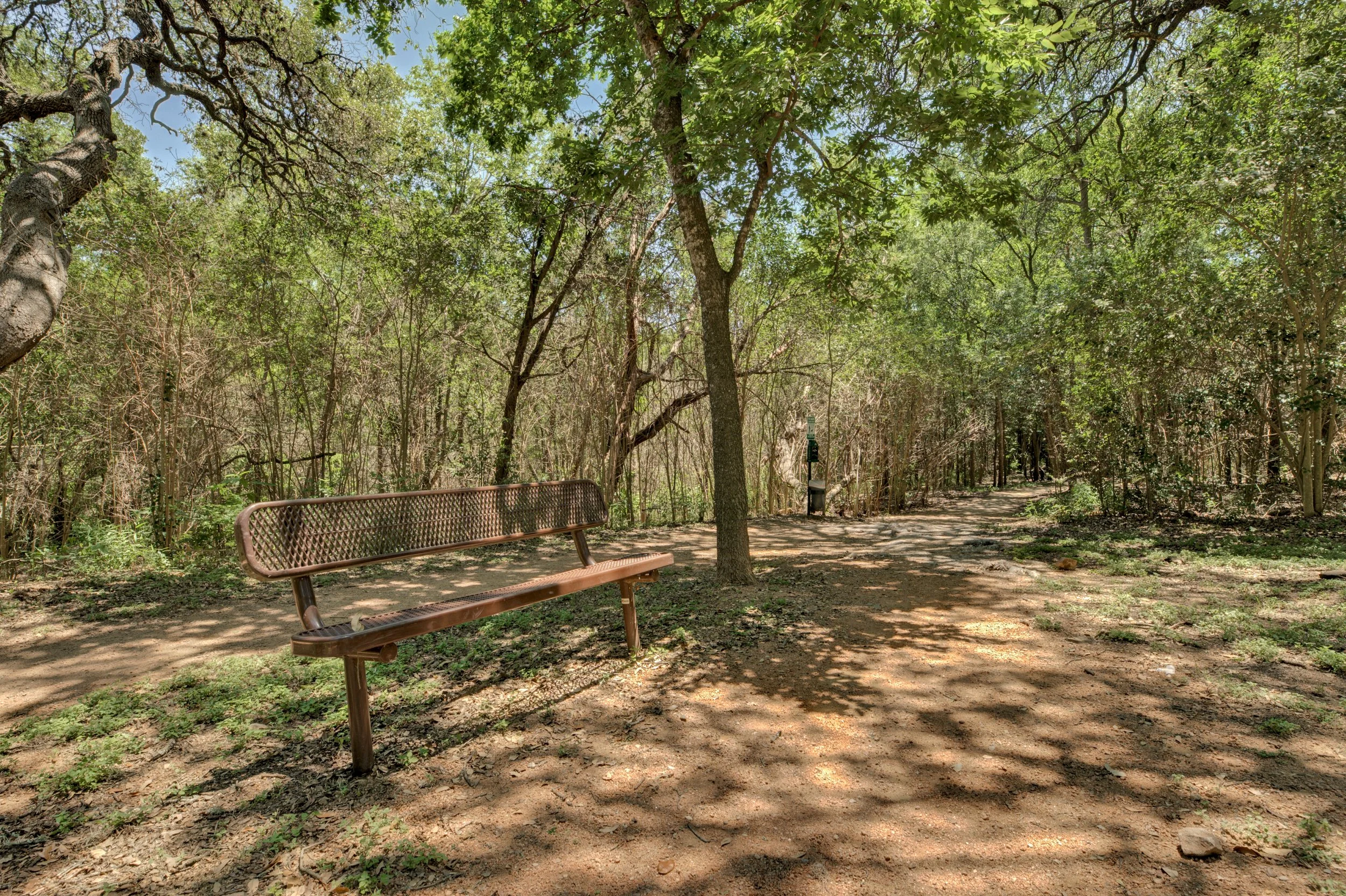 8606_Dulcet_Drive_0039.jpg