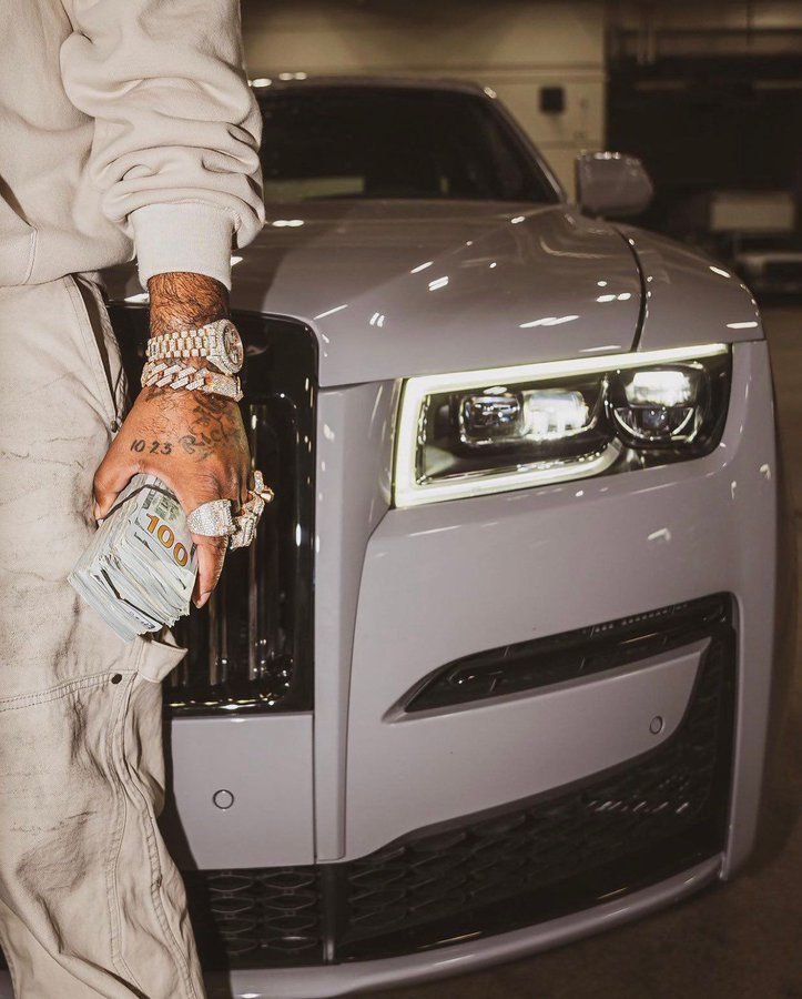 money and rolls.jpeg