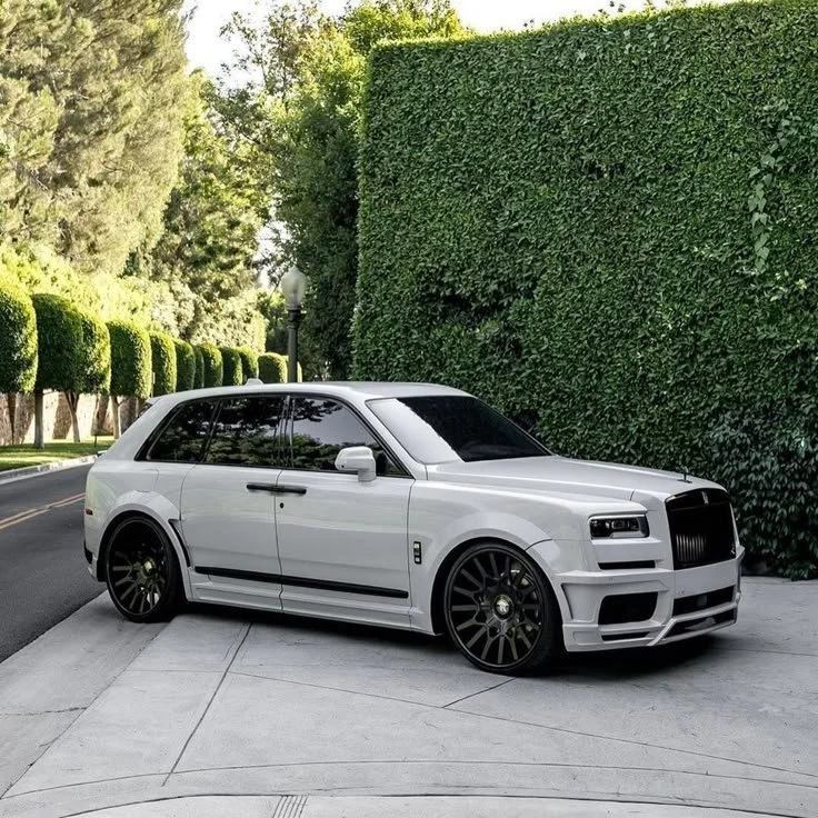 RR slammed cullinan.jpeg