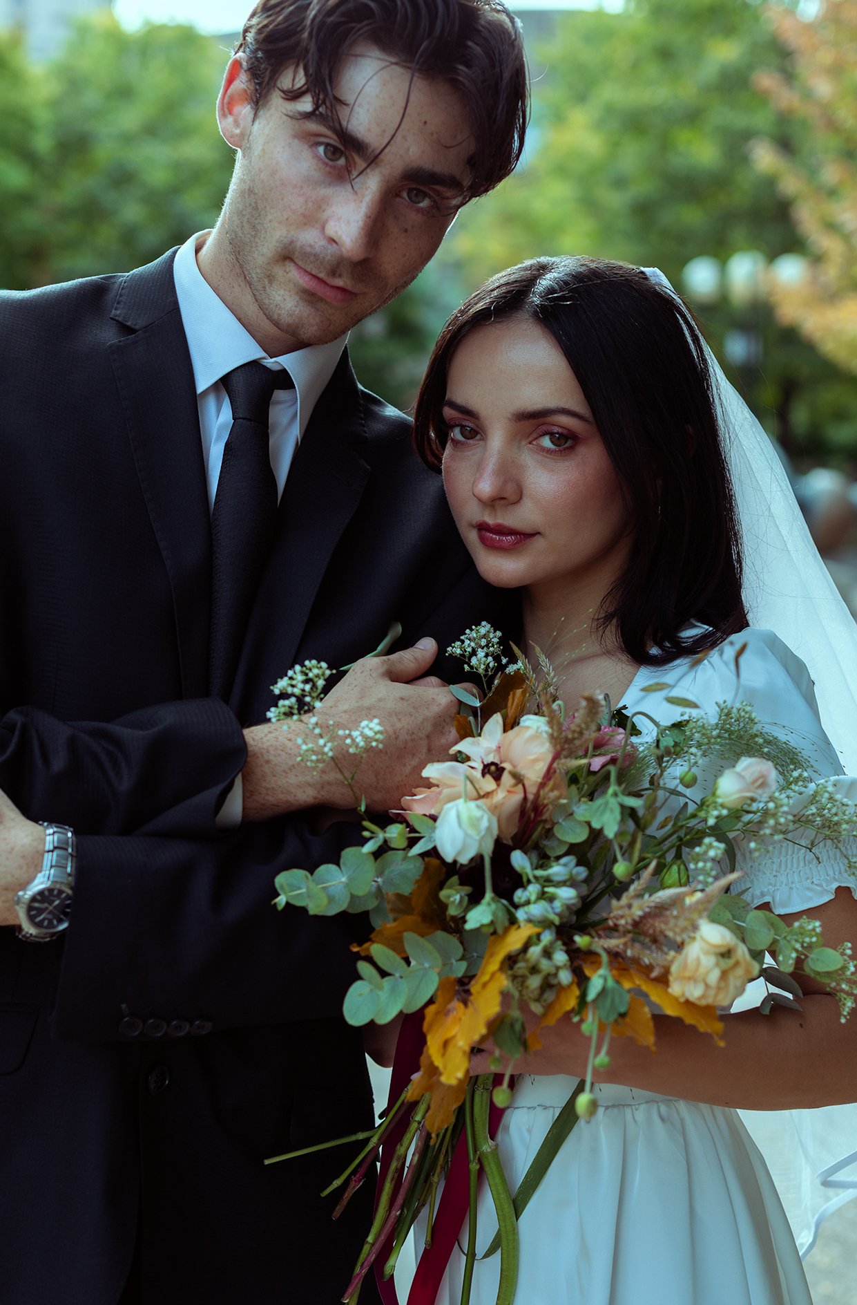 A Simple (mock) Elopement