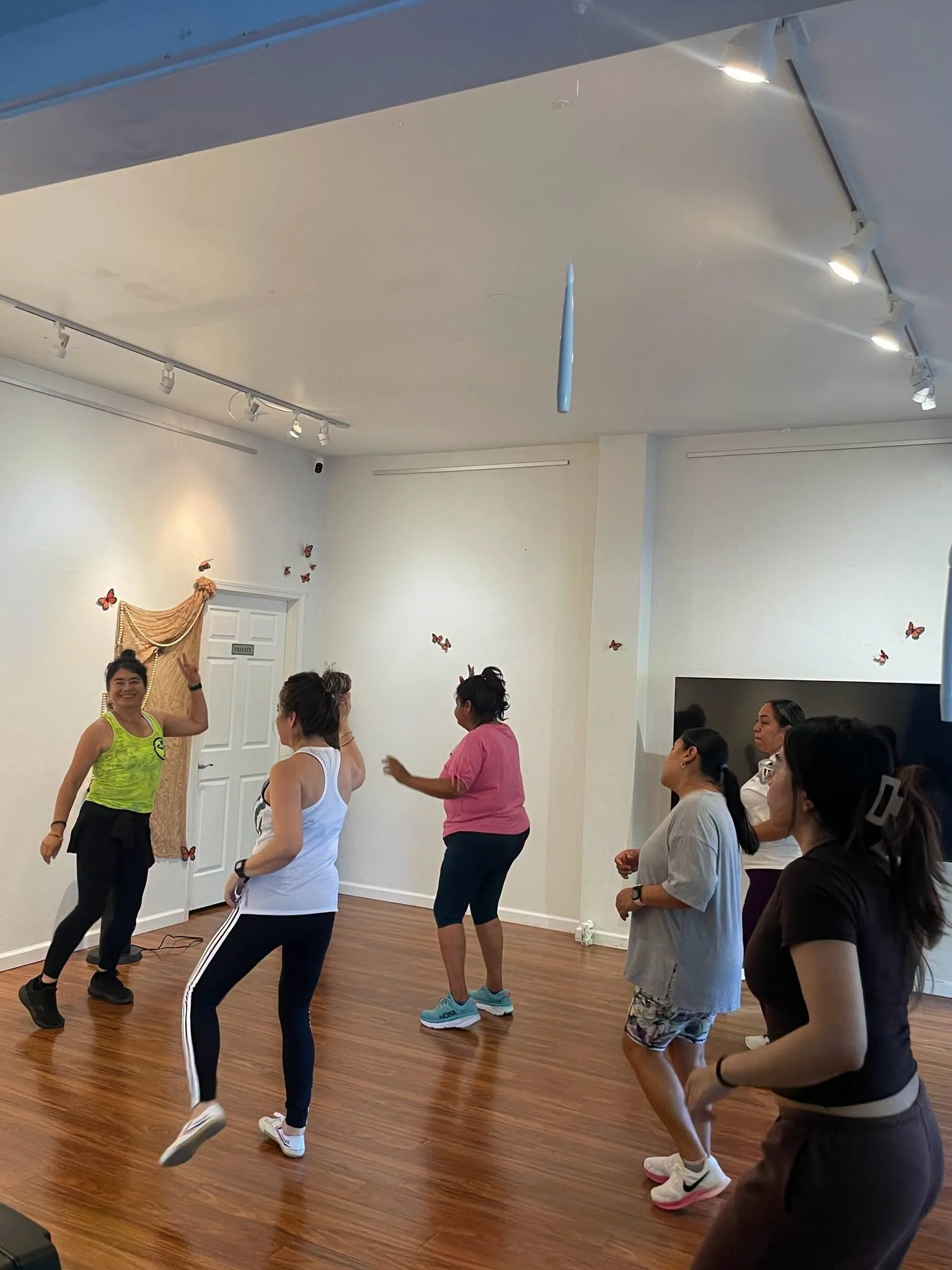 zumba 5.jfif