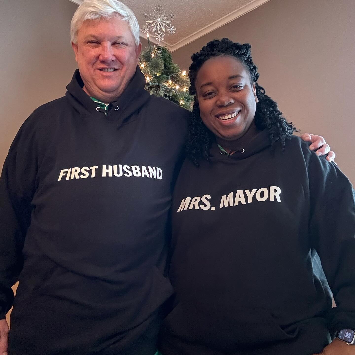 🎄EXCITING NEWS🎄

Some of you have heard the news. 

Some of you will be surprised. 

But the Heady&rsquo;s are stepping into a new era! 

I have officially expressed my interest in the upcoming caucus to be nominated to run for Mayor of Burdett. 

