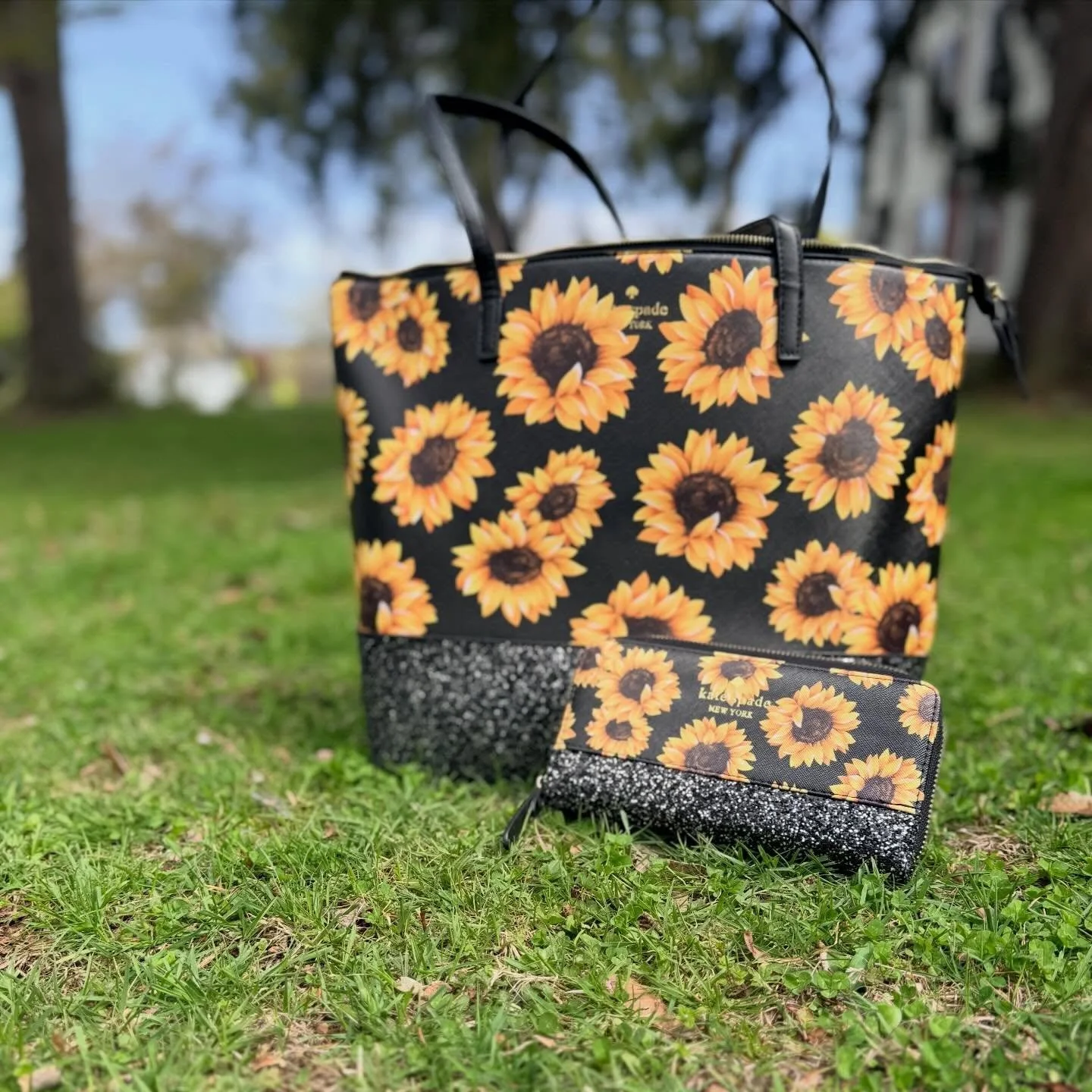 Happy Grayson Day! 

In 2021 I gave birth to the most precious twin boys. 

For 16 days, I got to experience life as a twin mom before our son Grayson passed away unexpectedly in my arms while watching a Bills Playoff Game. 

Every heartbeat since hi