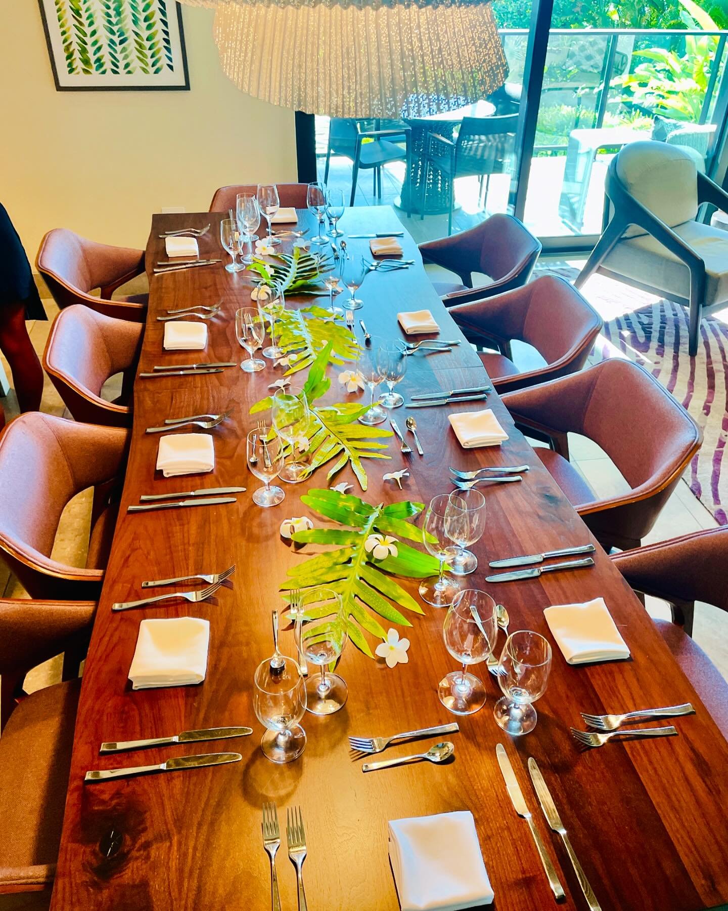 Experience the finest dining on the island of Maui with exclusive private chef services. Enjoy customized gourmet meals prepared with the freshest local ingredients, all tailored to your tastes and dietary preferences. Whether you&rsquo;re hosting an