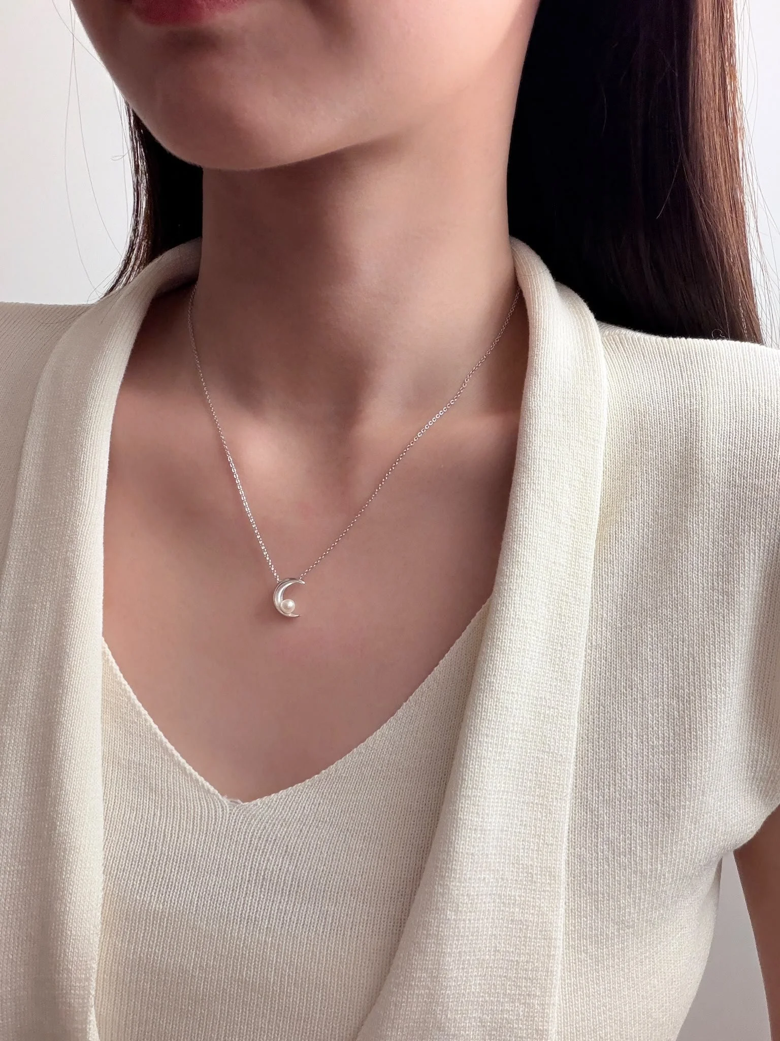 Vintage Jewellery Hong Kong: Quiet Luxury Guide | Autrefois HK