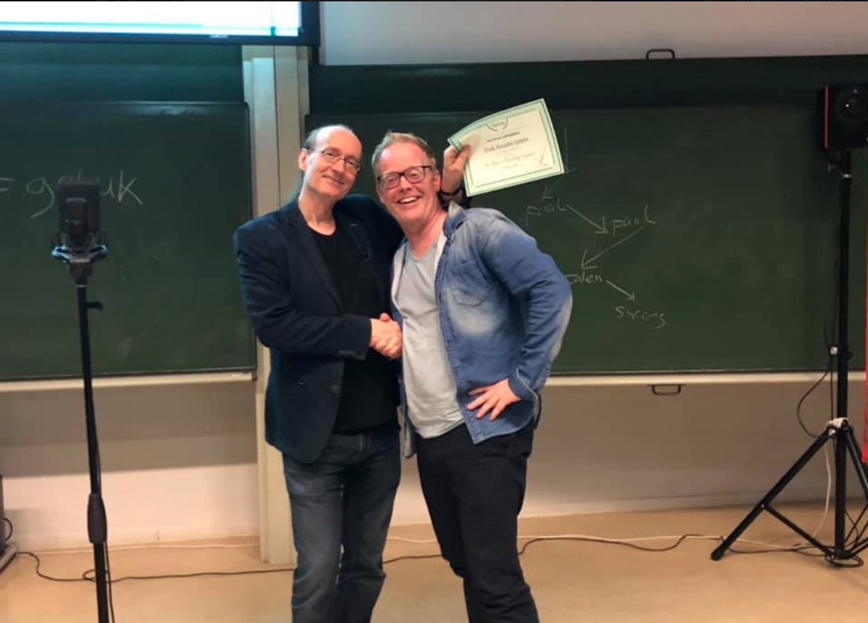 DIPLOMA UITREIKING