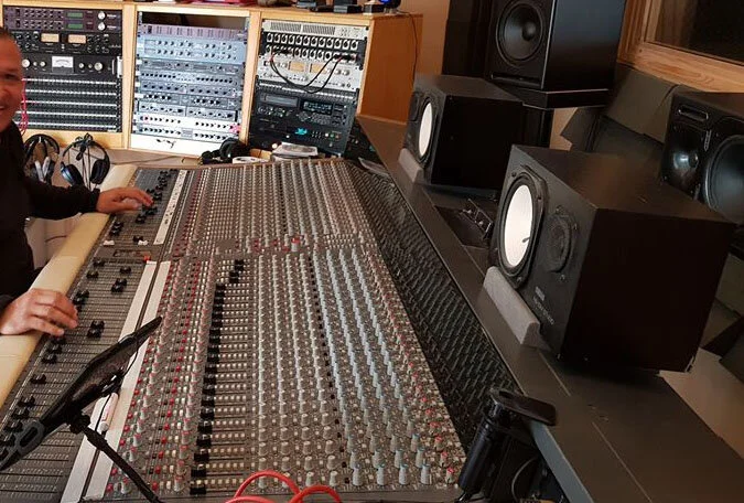 Warning Studios