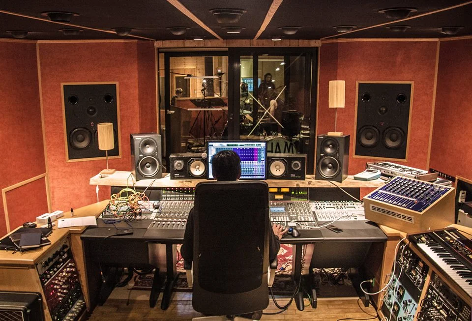 Iwen Legro | Music Producer
