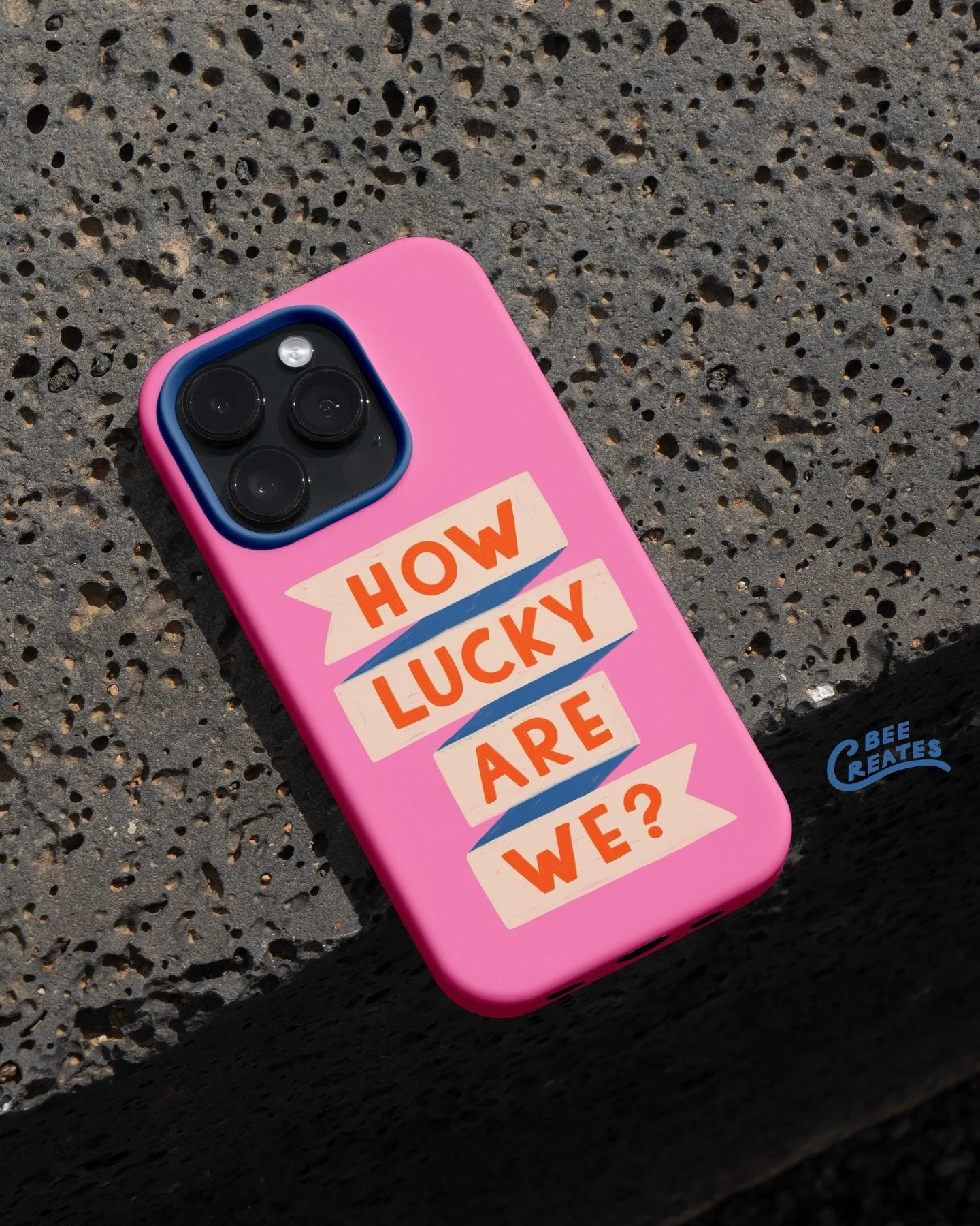 I am in need of a new phone case&hellip; @get.casely let&rsquo;s make this happen??

This piece is currently available for licensing. It&rsquo;s from my newest surface design collection: Happy Go Lucky 🍀 This collection is inspired by luck, games, t