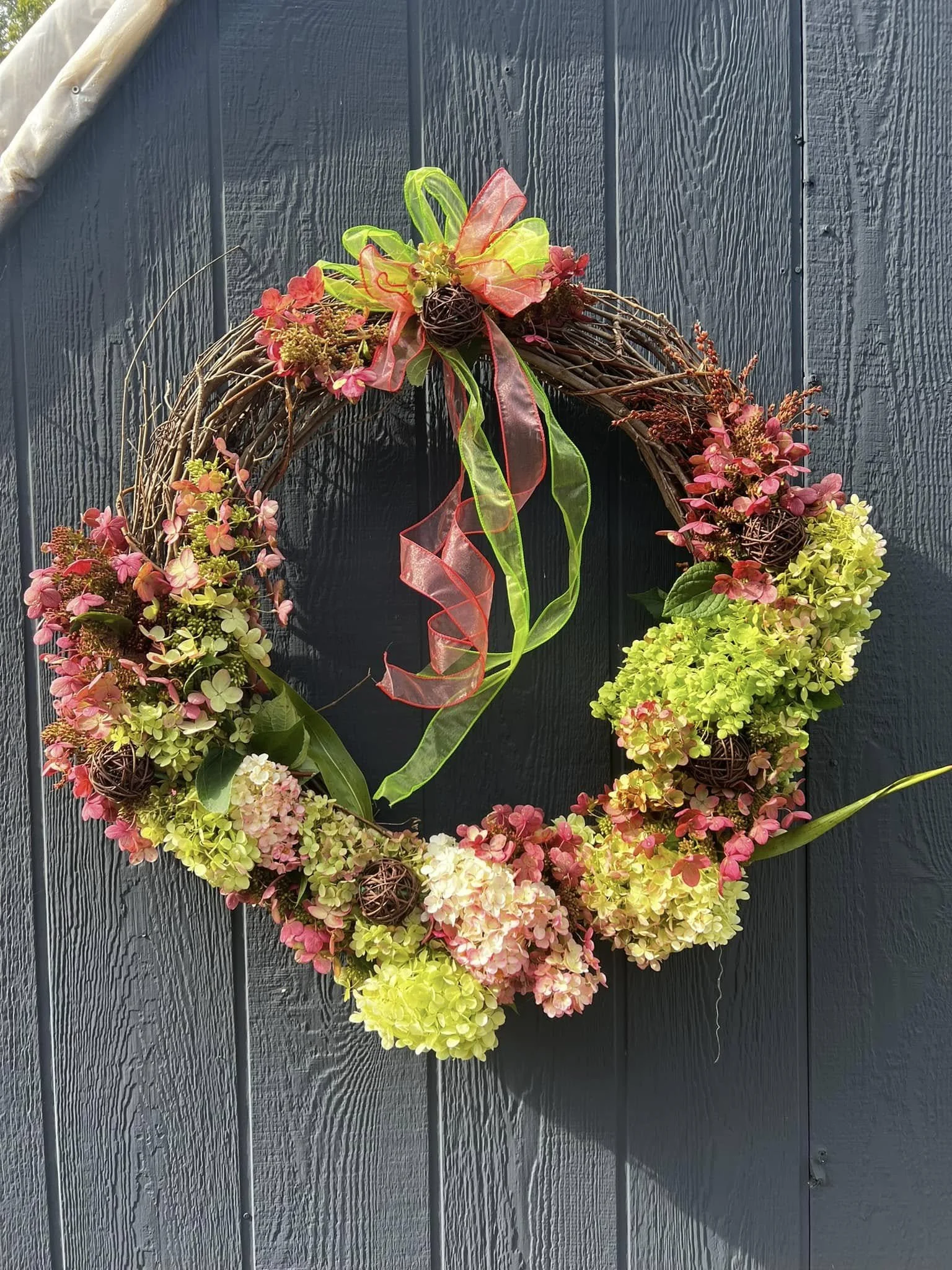 hydrangea wreath2501.jpg