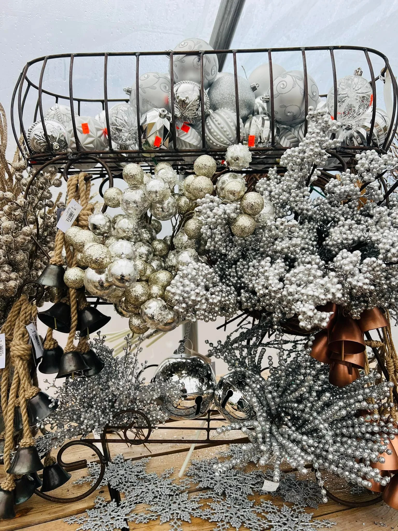 Winter Greens Decor Silver.jpg