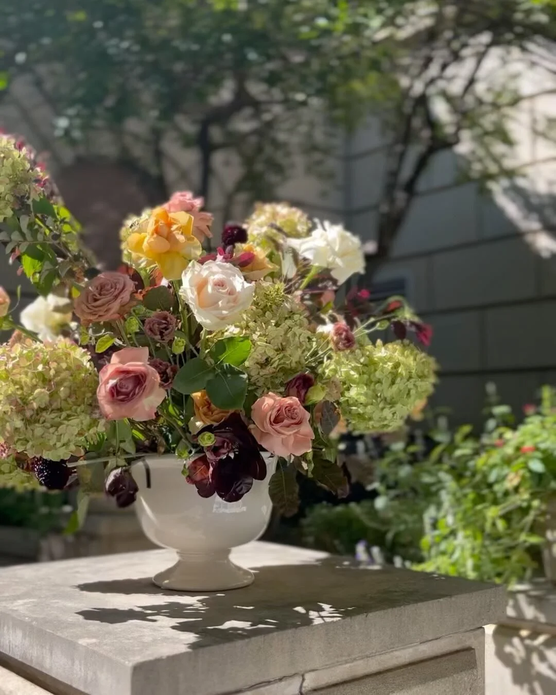 A very floral fall 🍂
1&amp;2 Wedding Planning BTS
3 Birthday flowers for mom
4 Backseat Cuties
5 Pain au Chocolate
6 Client Calls
7 RoundTop Antique Fair
8 Freelance Florals
9 Daily Uniform 
10 Breaklights