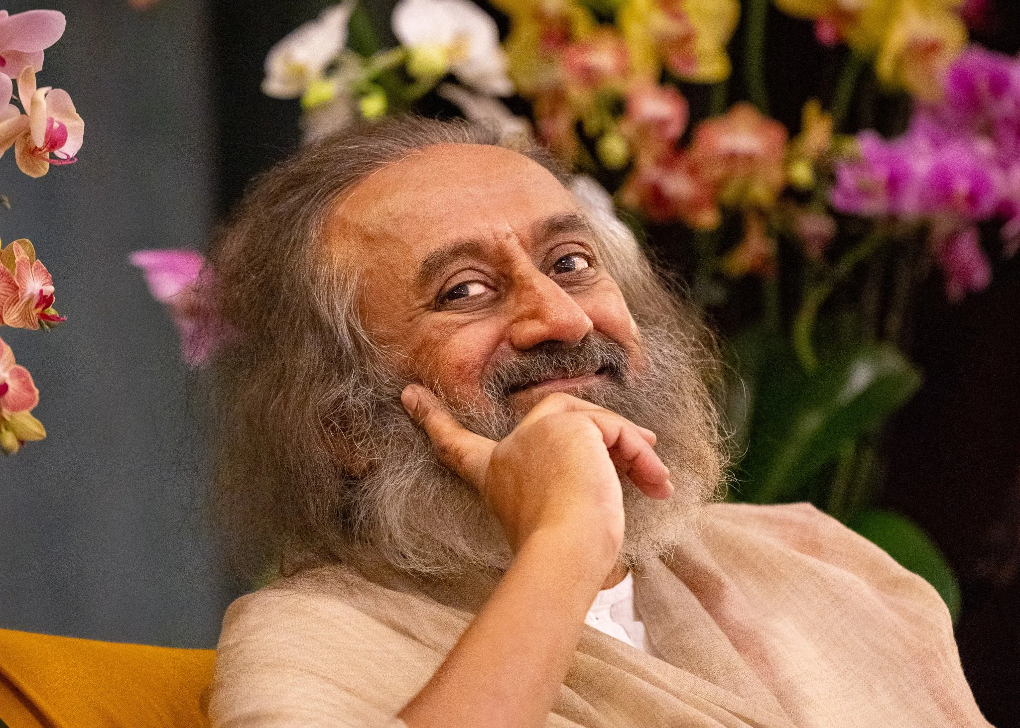 Photos of Gurudev Sri Sri Ravi Shankar, The Art of Living Founder – Offered in Seva to the World