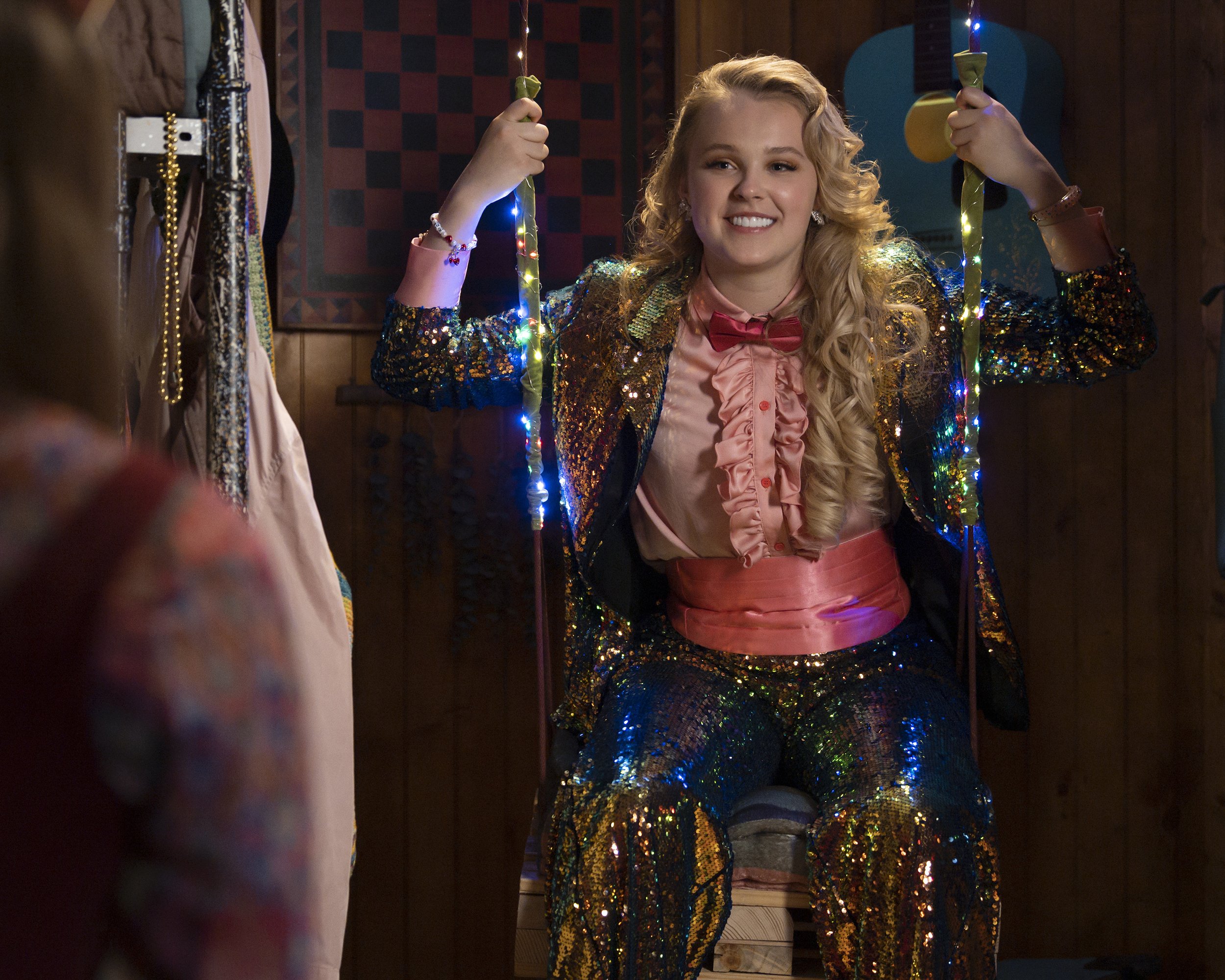 HIGH SCHOOL MUSICAL: THE MUSICAL: THE SERIES - "Camp Prom" (Disney/Anne Marie Fox) JOJO SIWA
