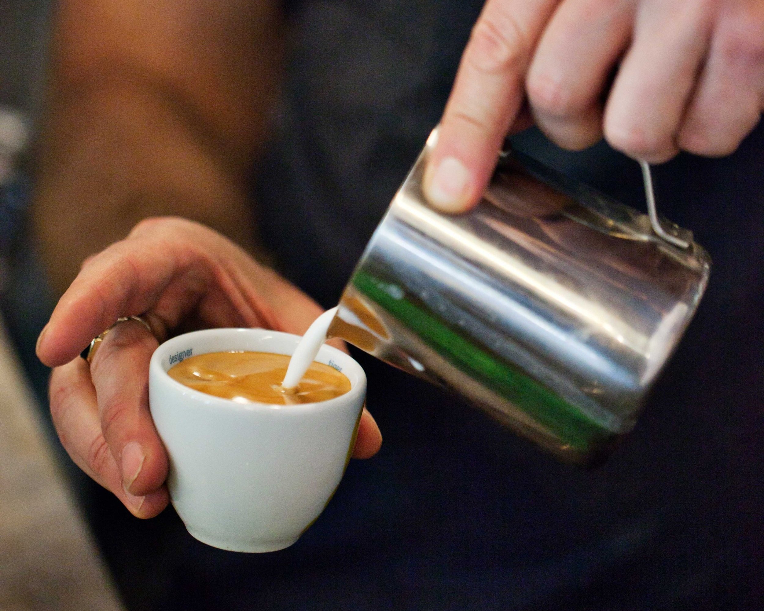 Caffe%CC%80+Giovane+Vancouver+Toronto+Cappuccino.jpg