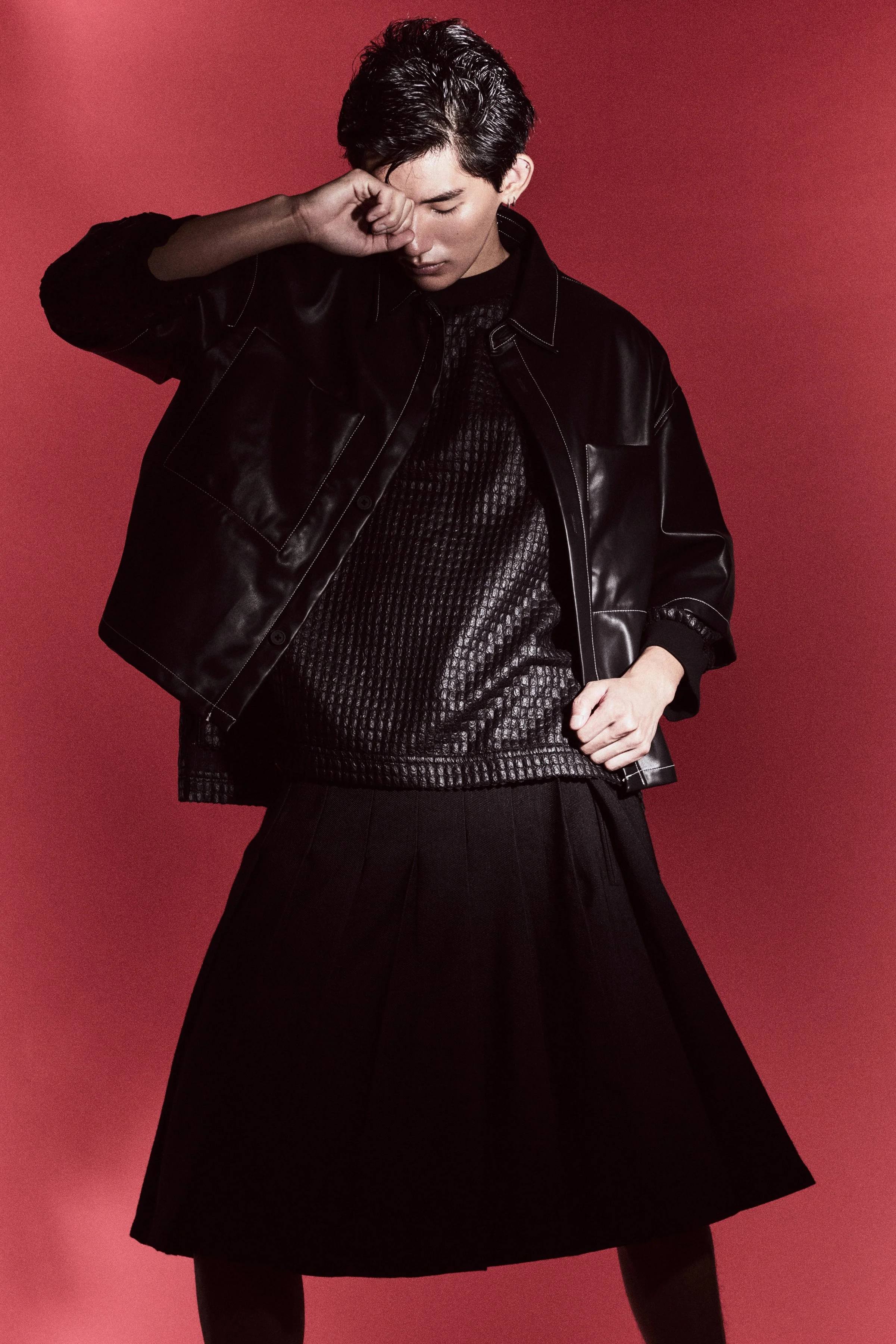 231011_Black&Red_01_058 copy.jpg