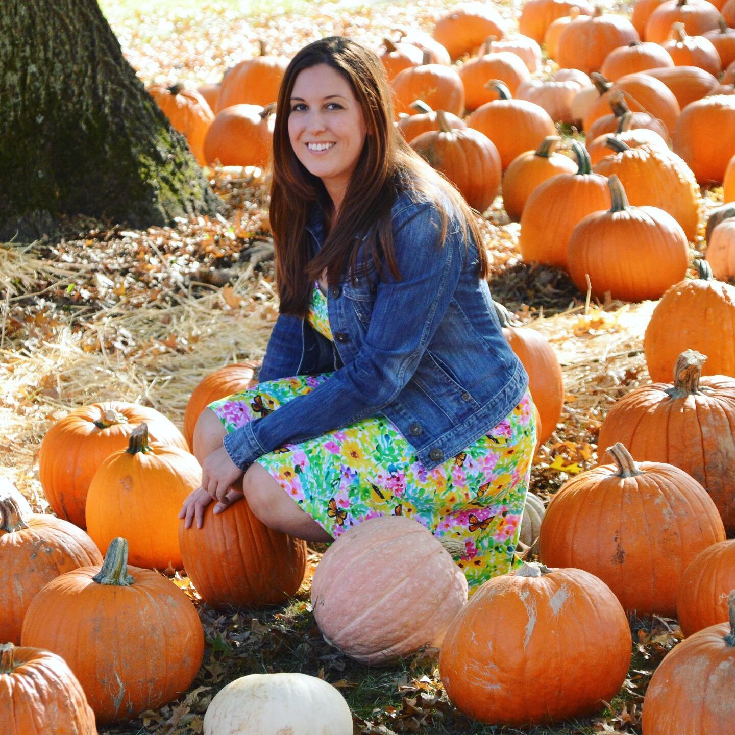 One more time for the pumpkins in the backπ
.
.
.
.
.
.
.
.
.
.
.
.
.
.
#calledtobecreative #calledtocreate #createcultivate #createeveryday #creativecommunity #mycreativecommunity #mycreativelife #creativespirit #creativeliving #borntocreate #cre