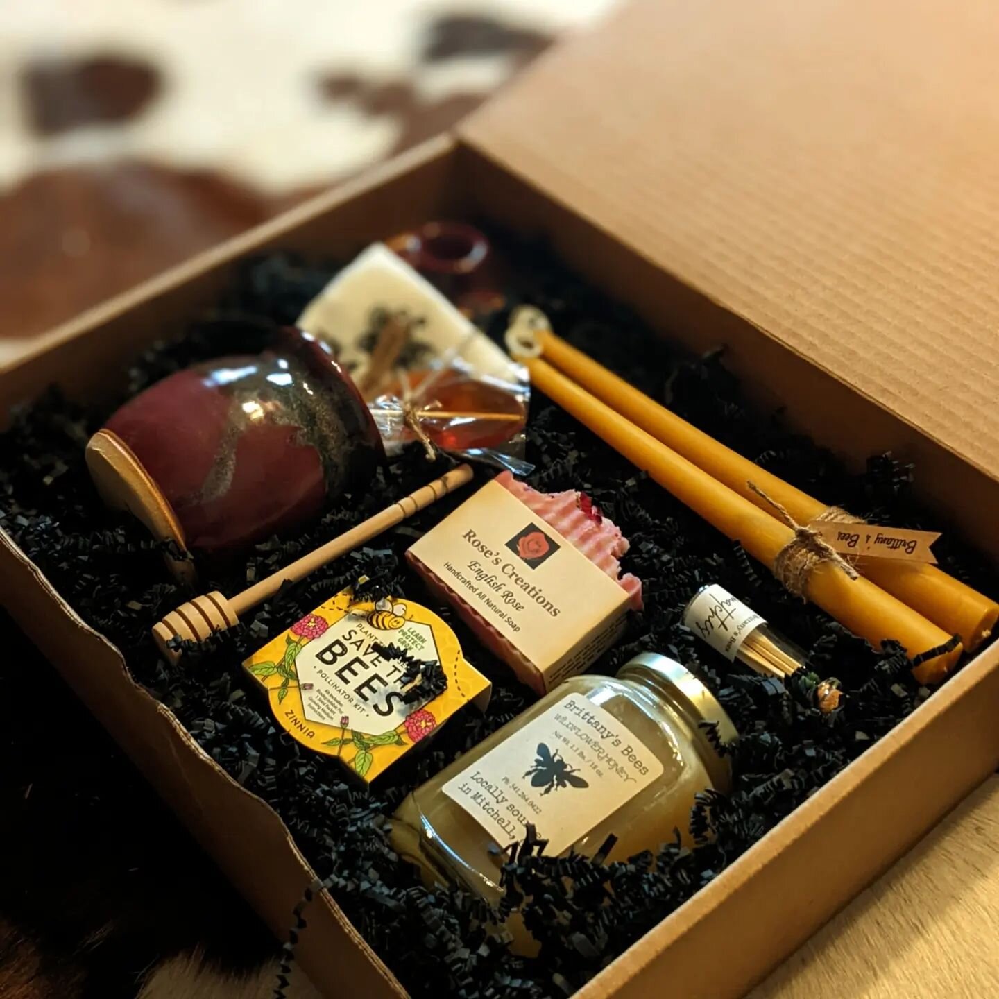 Loving how the new deluxe &quot;locals&quot; gift boxes turned out.  Full of handcrafted items from Central/Eastern, OR.
