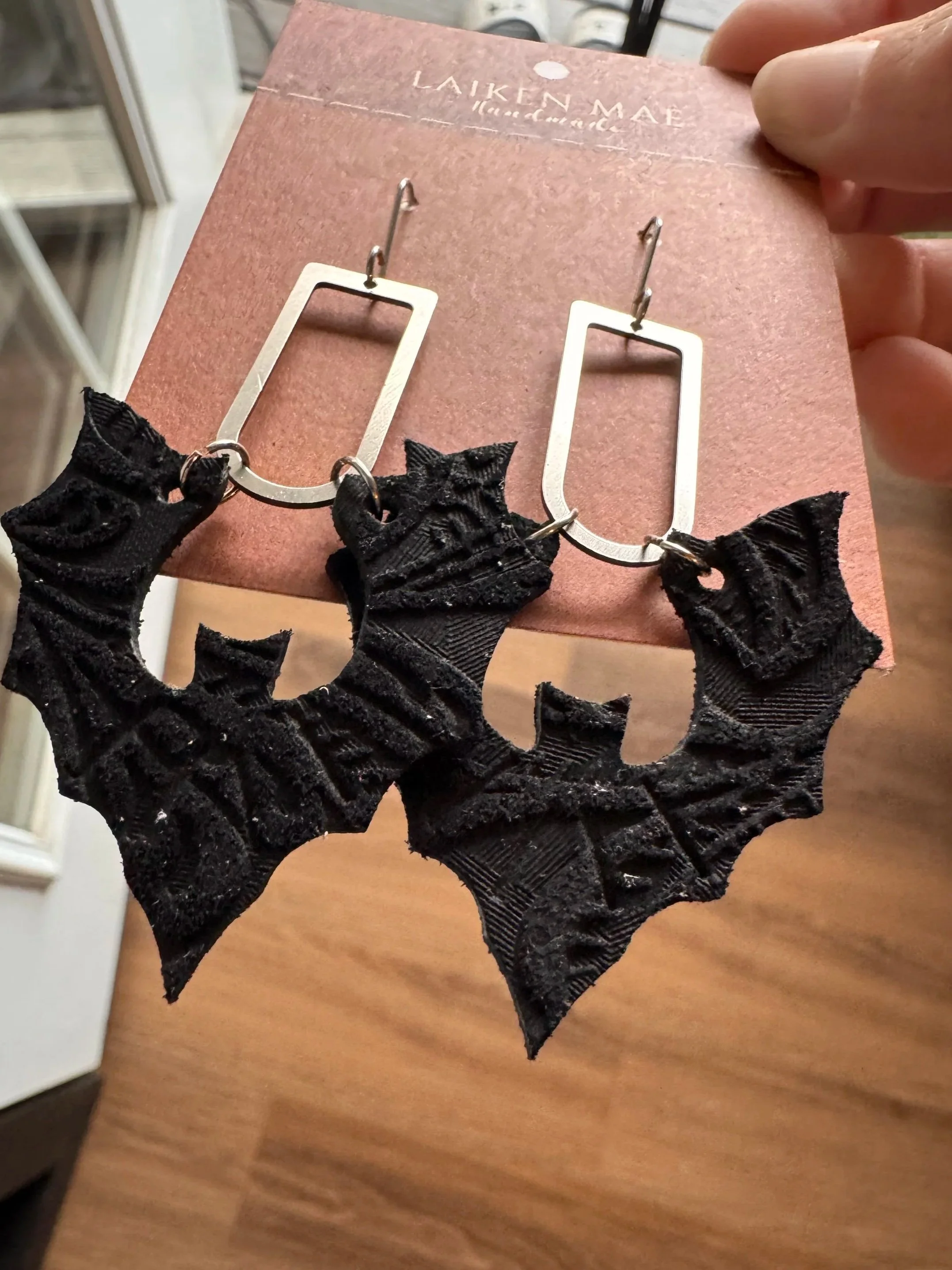 bat.jpg