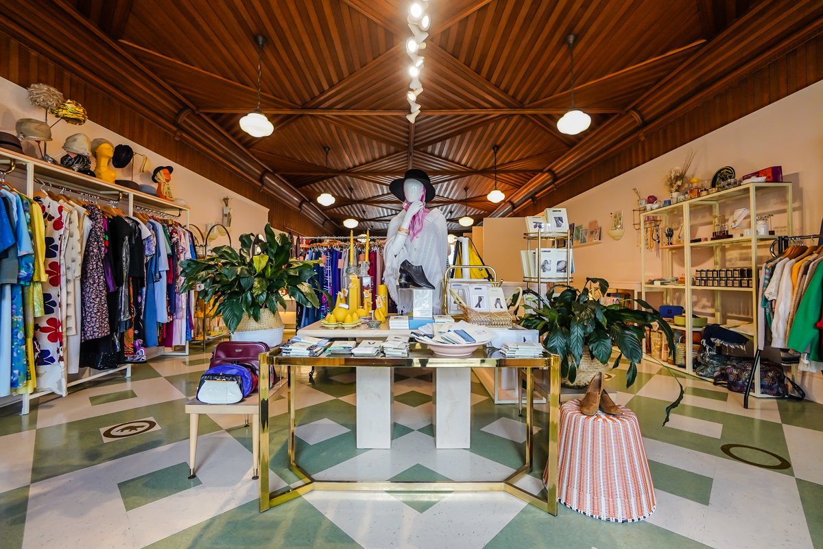 La Osa vintage boutique interior 3.jpg