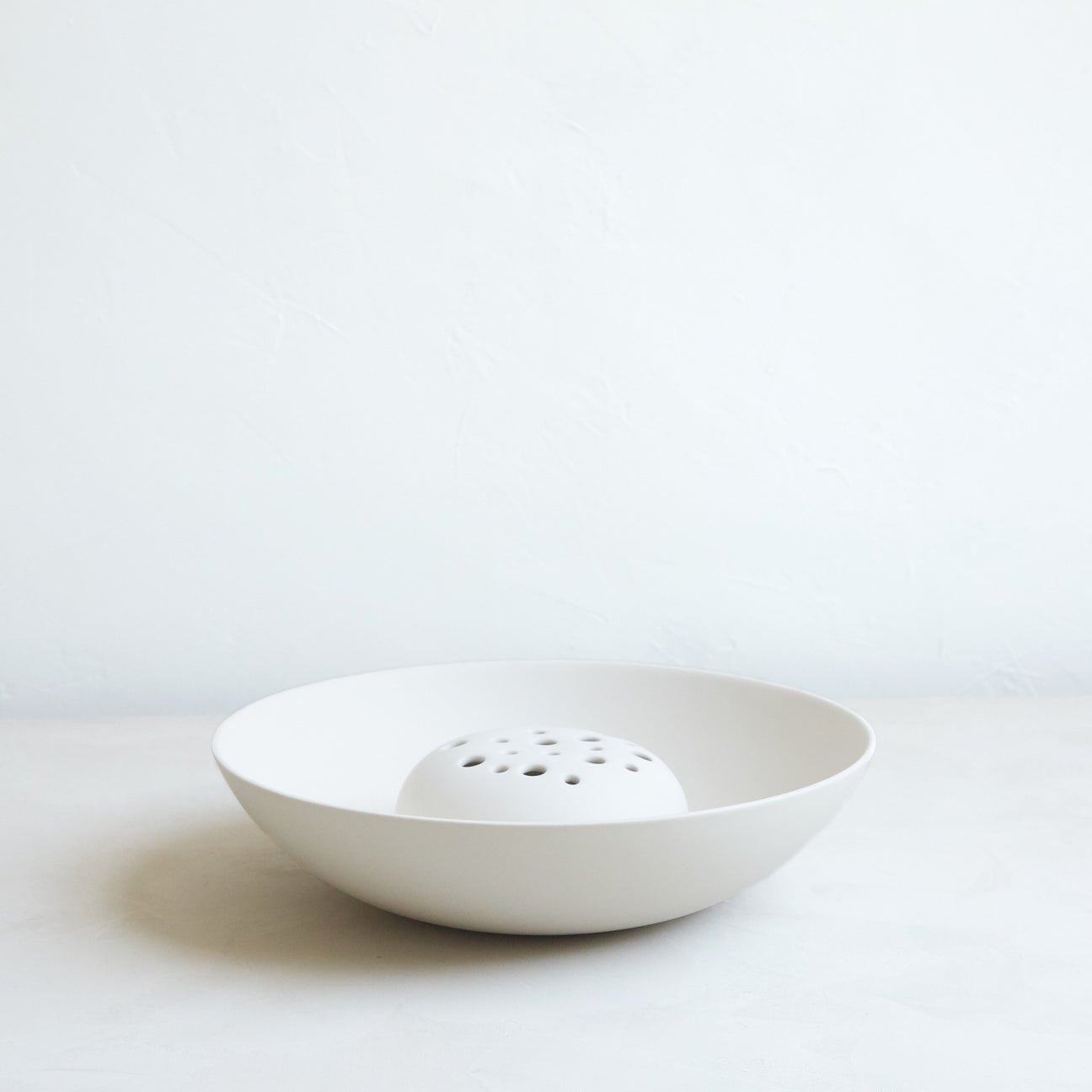 CeramicFlowerFrogBowlVase_1296x.jpg