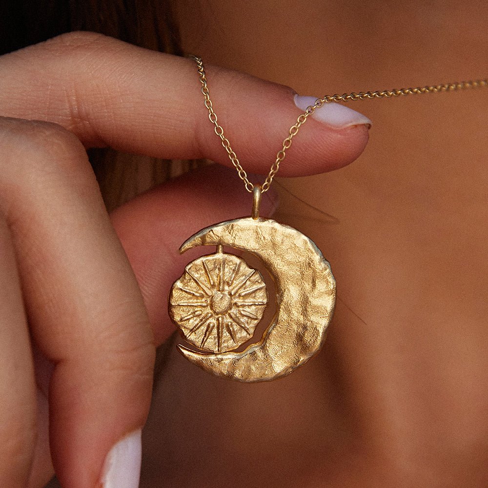 PHEBE NECKLACE