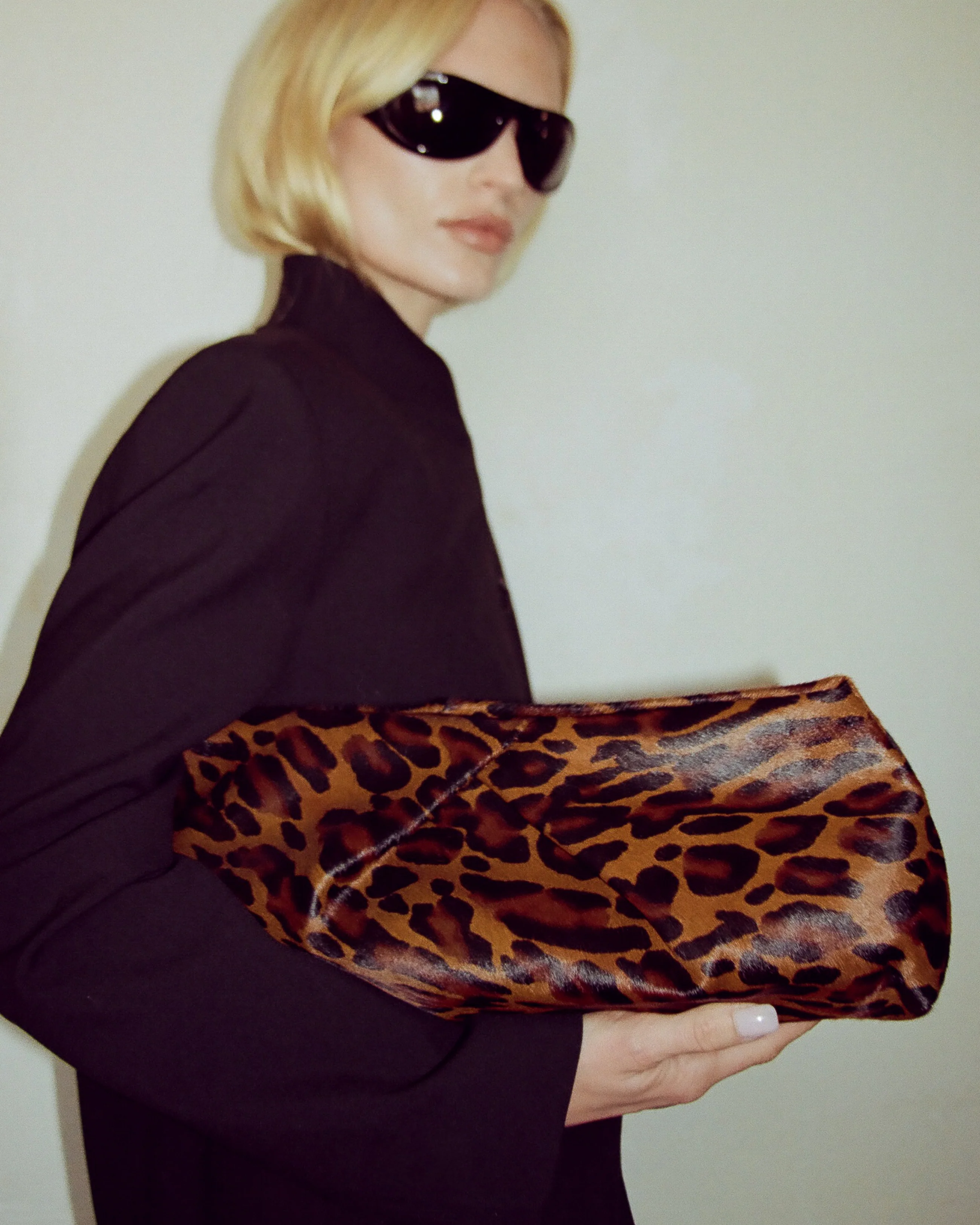 JINO CALF-HAIR CLUTCH- LEOPARD