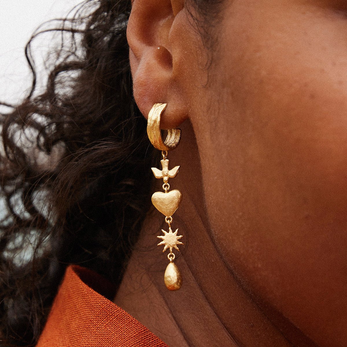 C027_DSTN_FOCUS_DAMARA_EARRINGS.jpg