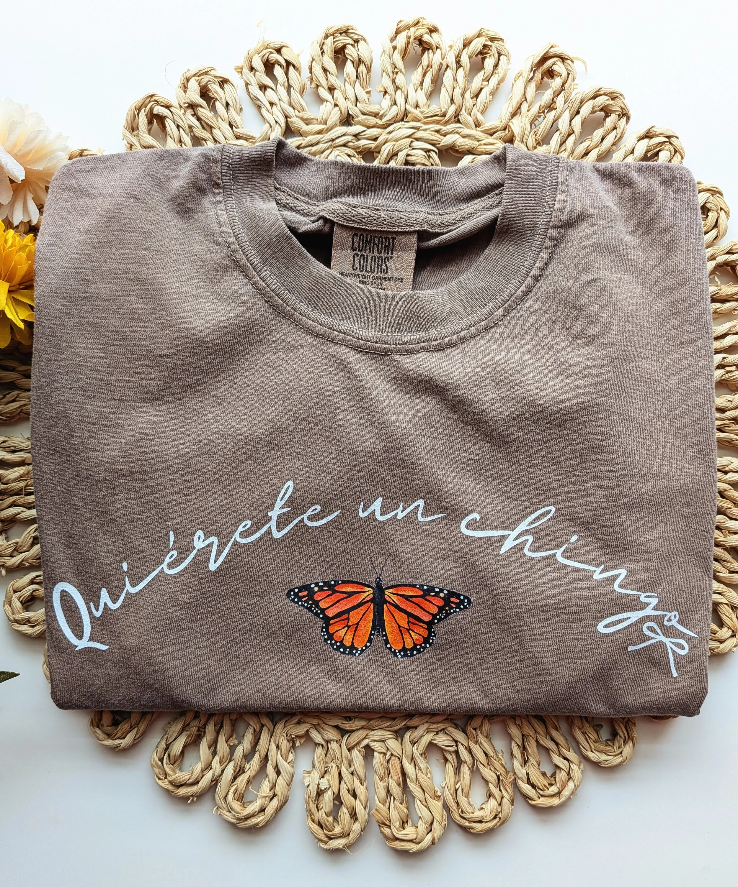Quierete un chingo t shirt