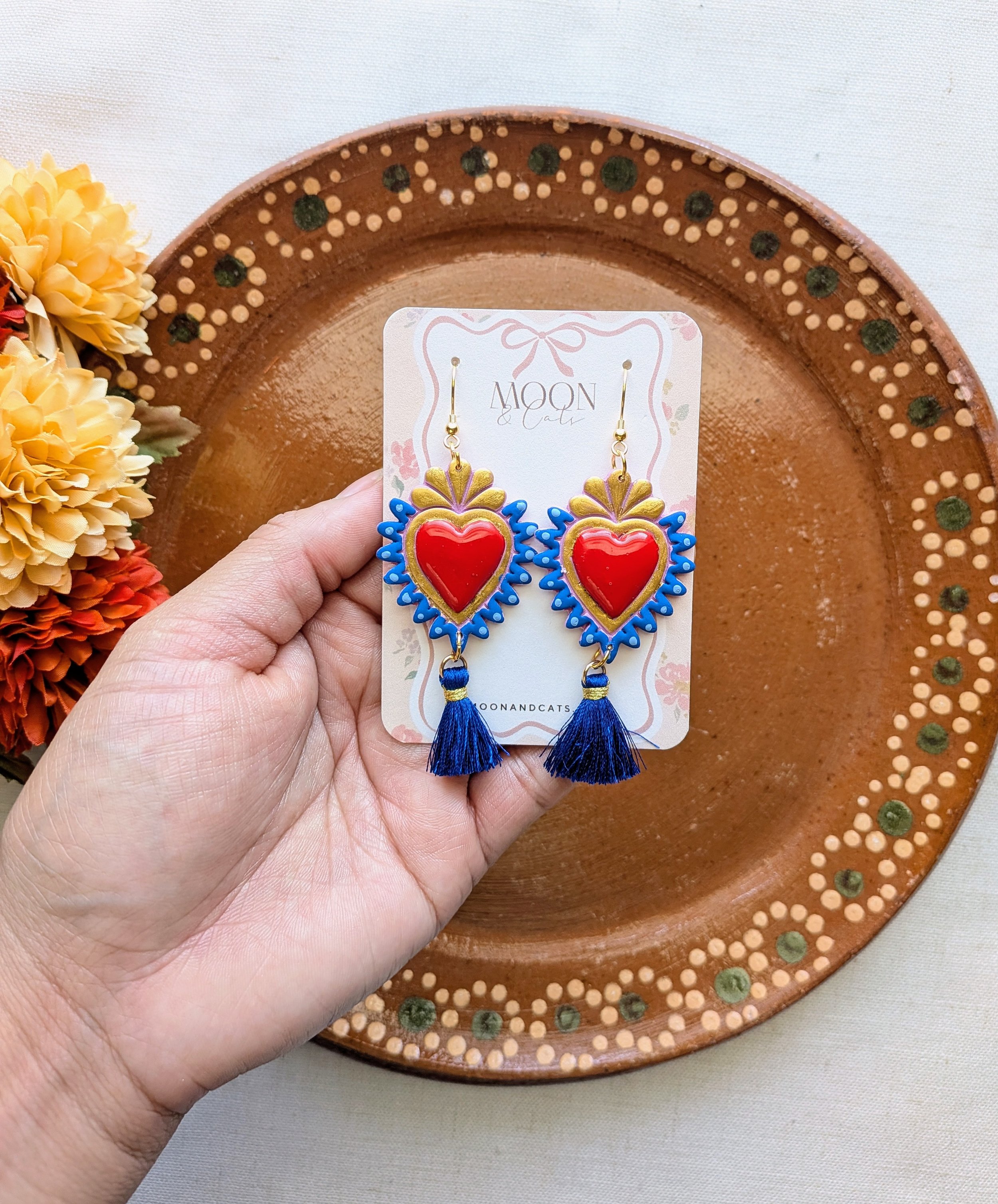 Frida sacred hearts