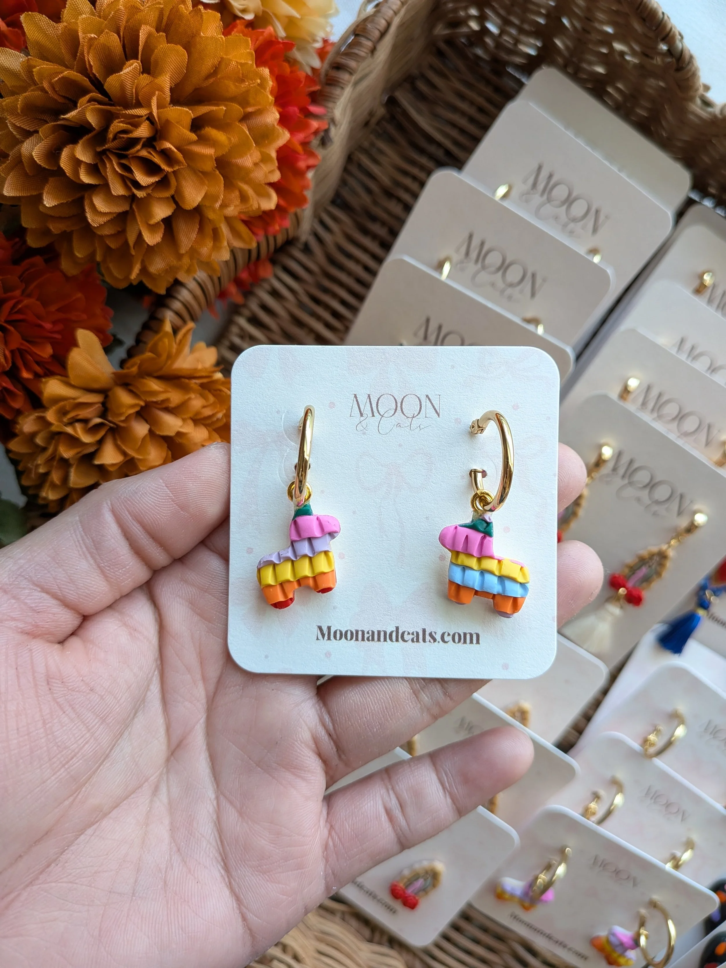 Sm piñata hoops