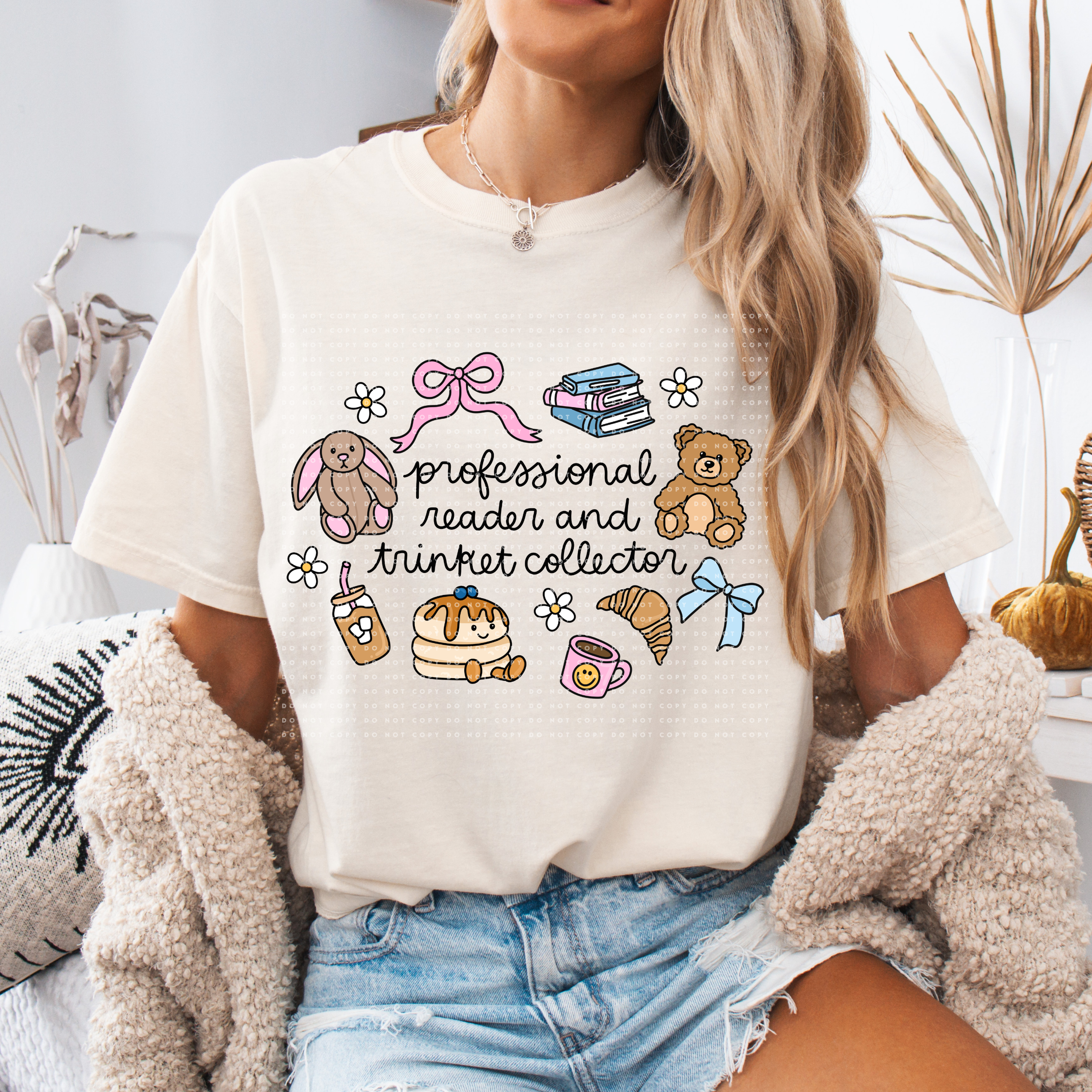Professional reader & trinket collector tshirt/sweatshirt