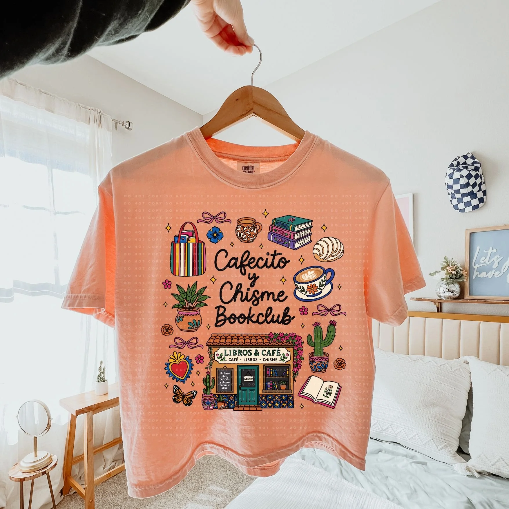 Cafecito y chisme bookclub cropped tee