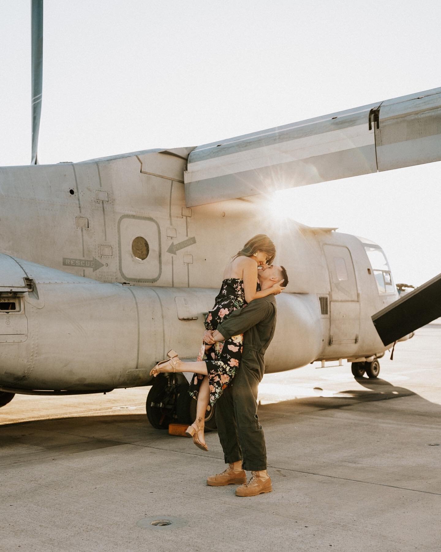 A double date, but make it a ✨photoshoot✨
Did something a little different and got to do this fun flight line session with these beautiful couples!! 🤩✈️