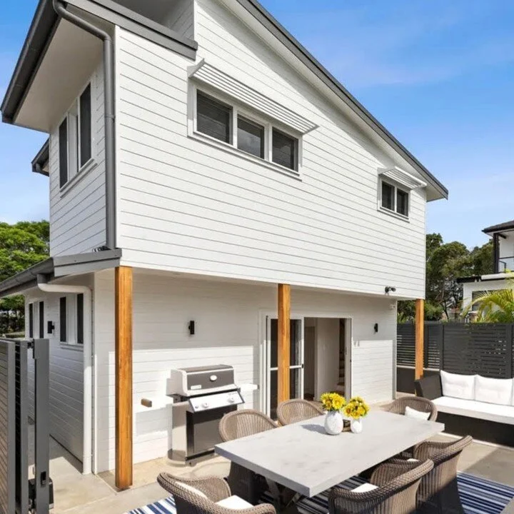 Double storey granny flat. Freshwater, NSW. #grannyflatdesign #residentialconstruction #designarchitecture #outdoorspaces