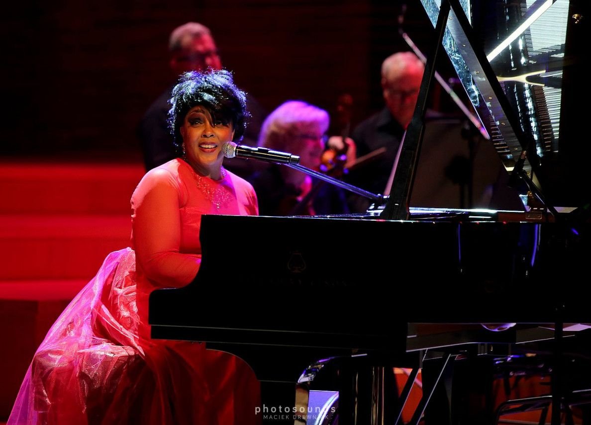 WODECKI TWIST FESTIWAL: KAREN EDWARDS