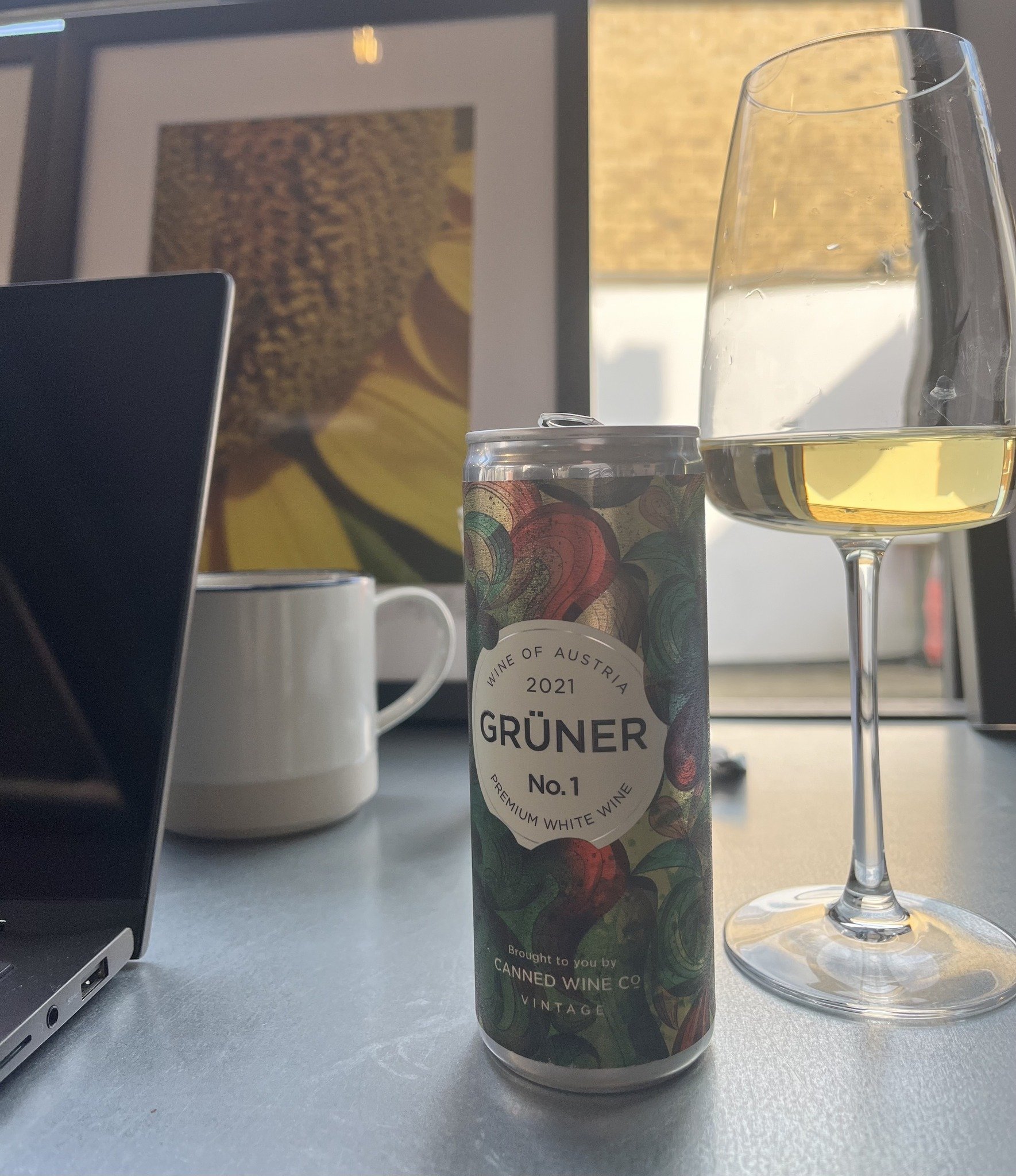 It's Friday afternoon and this is how we roll! 

If you haven't tried one, we can highly recommend @cannedwinecompany wines which can be enjoyed here.

#winetime #winetime🍷 #winetime🍷🍷 #coworkinglife #coworkingspace #coworking #coworkingspaces  #c
