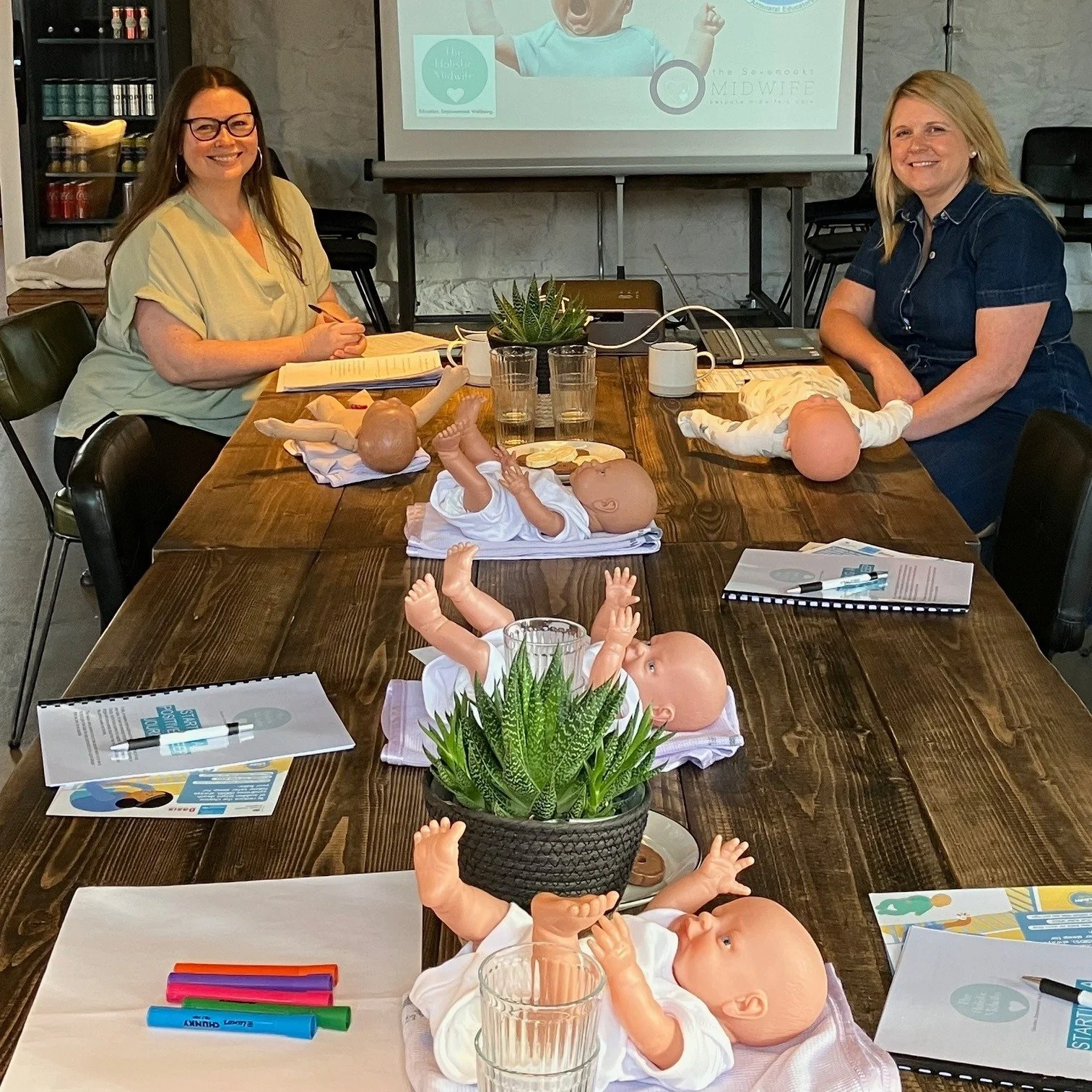 👶 Expecting a baby and planning to breastfeed?  Read on&hellip; 

This Friday, from 11:00am &ndash; 1:30pm, @babyonboard_uk will be hosting their &ldquo;How to Feed Your Baby with Confidence&rdquo; workshop in our large meeting room.

Join them for 