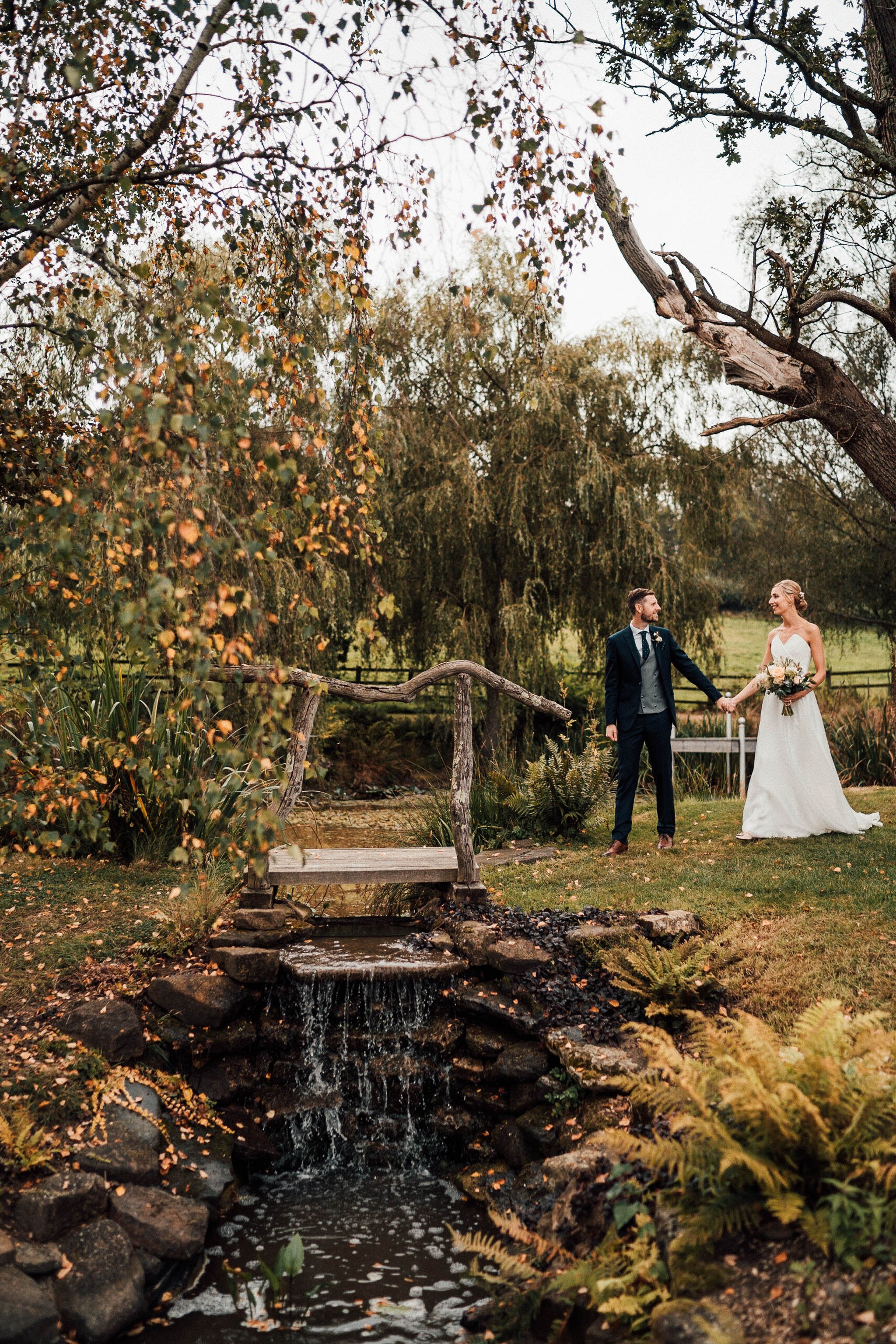The-Oak-Barn-Wedding-Photography-153.jpg