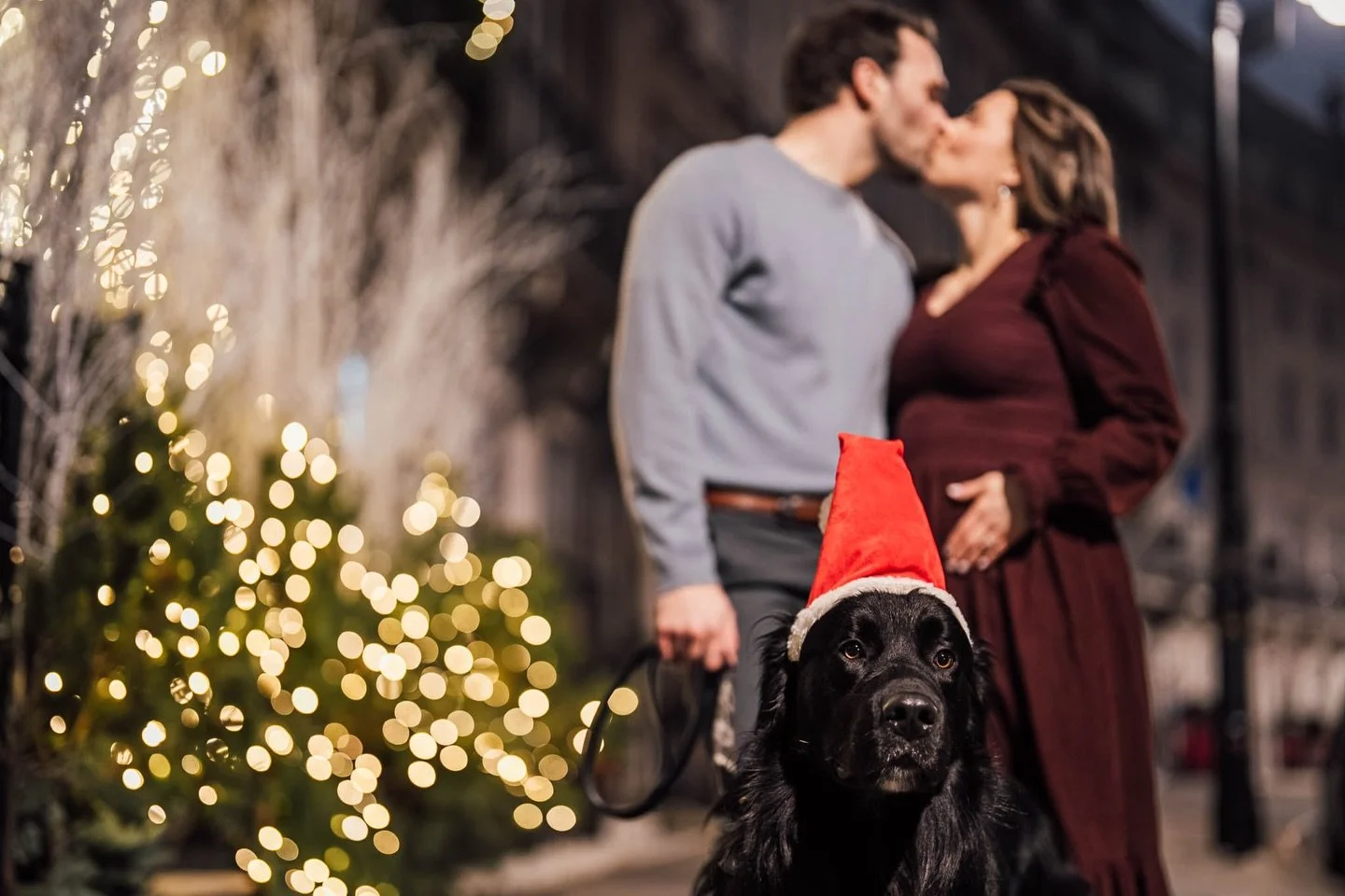 Elizabeth + Bret, featuring special guest Frank. On their couple shoot in Belgravia.
.
.
.
.
.
#londoncoupleshoot #londonweddingphotographer #londonengagementphotography #londonphotographer #belgravia