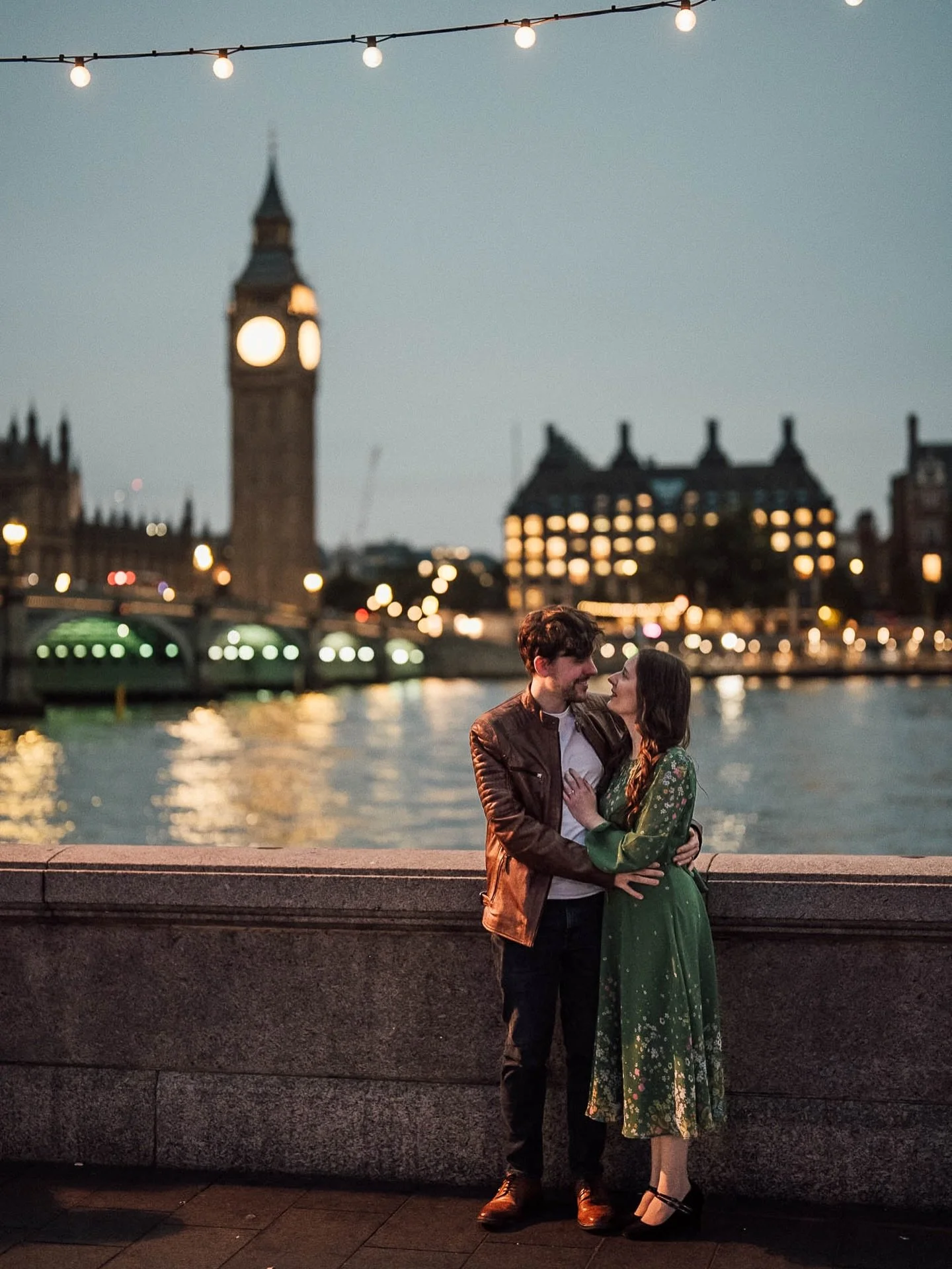 Louise + Jarrod in London at twilight, for their couple shoot.
.
.
.
.
.
#londoncouplephotographer #londoncoupleshoot #londonengagementphotographer #londonweddingphotographer #housesofparliament